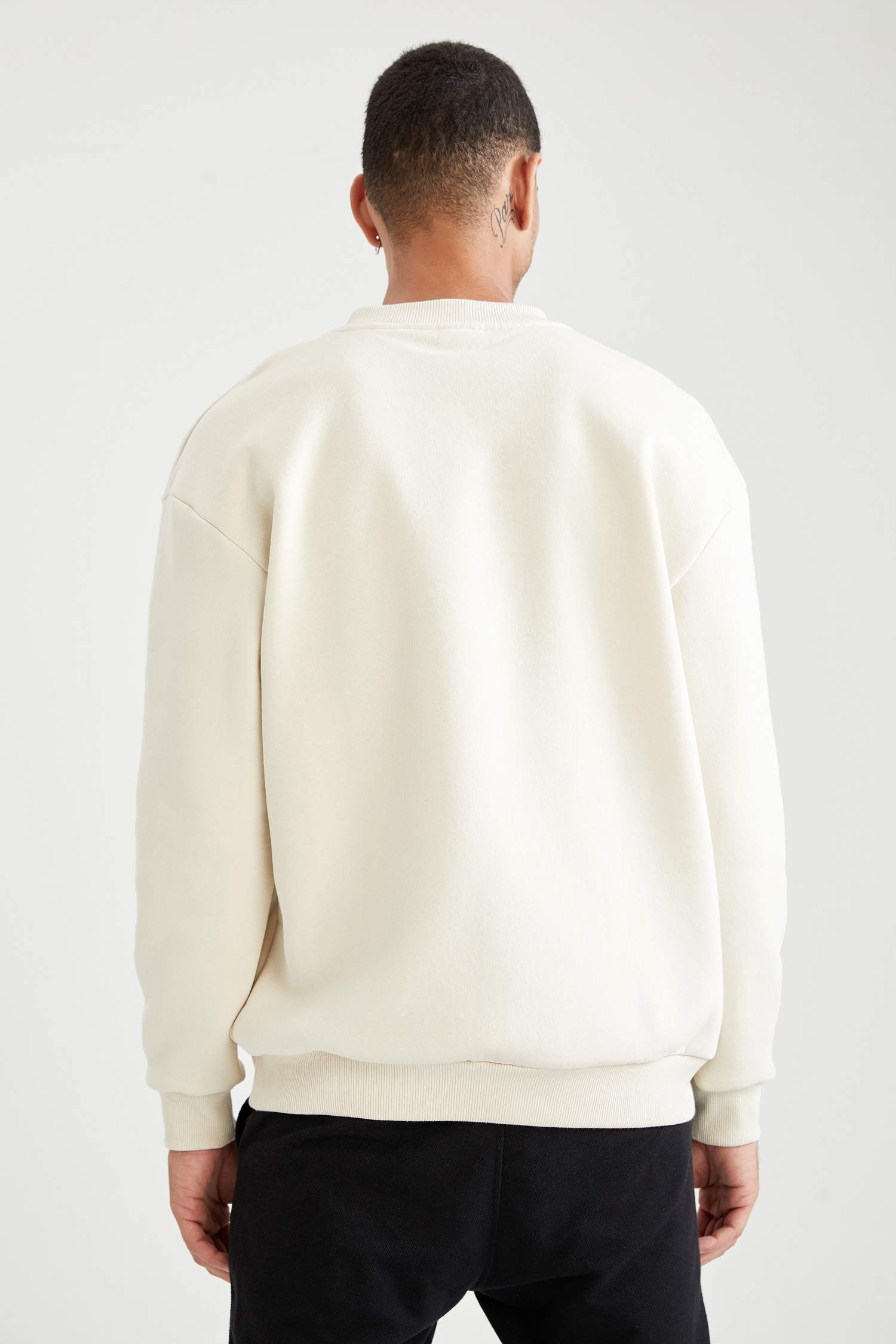 Boxy Fit Bisiklet Yaka Baskılı İçi Yumuşak Tüylü Sweatshirt