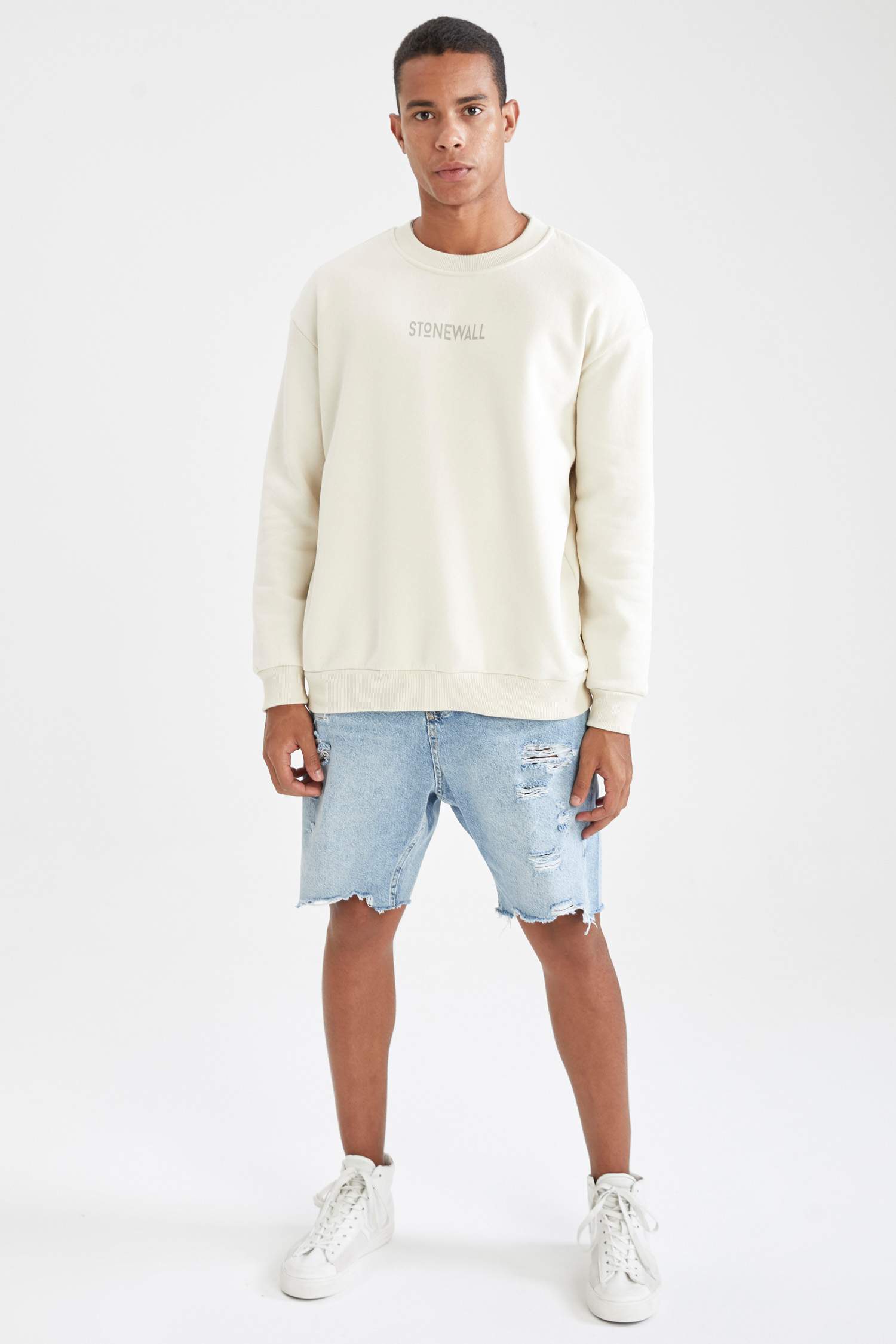 Boxy Fit Bisiklet Yaka Baskılı İçi Yumuşak Tüylü Sweatshirt