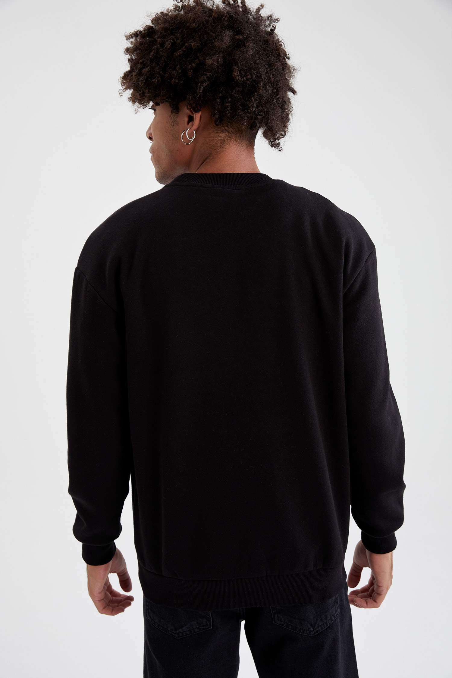 Boxy Fit Bisiklet Yaka Baskılı İçi Yumuşak Tüylü Sweatshirt