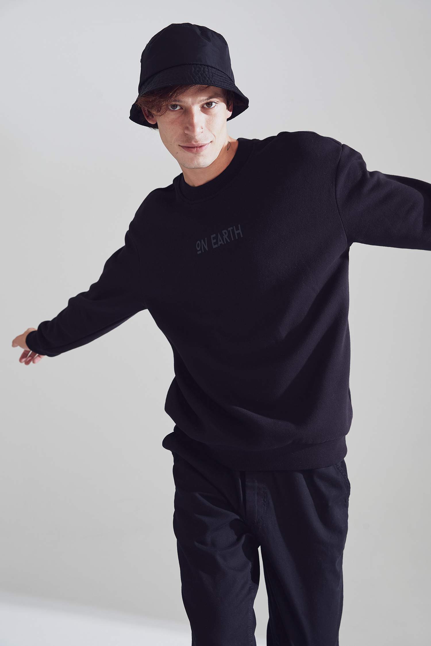 Boxy Fit Bisiklet Yaka Baskılı İçi Yumuşak Tüylü Sweatshirt
