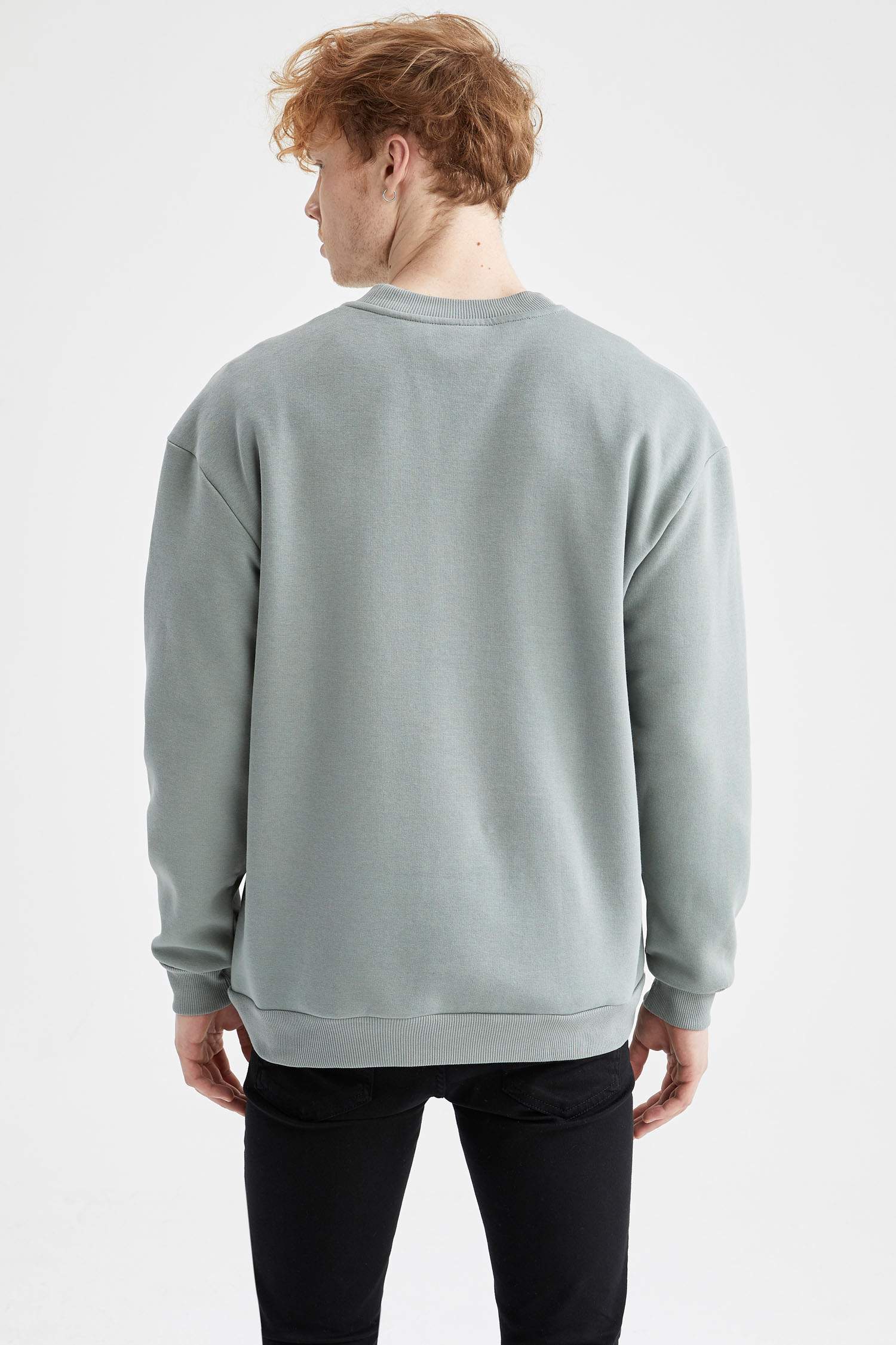 Boxy Fit Bisiklet Yaka Baskılı İçi Yumuşak Tüylü Sweatshirt