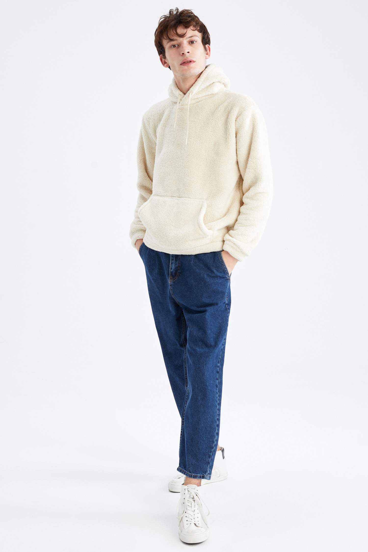 Regular Fit Kapüşonlu Kanguru Cepli Isı Yalıtımlı Warmtech Uzun Kollu Sweatshirt