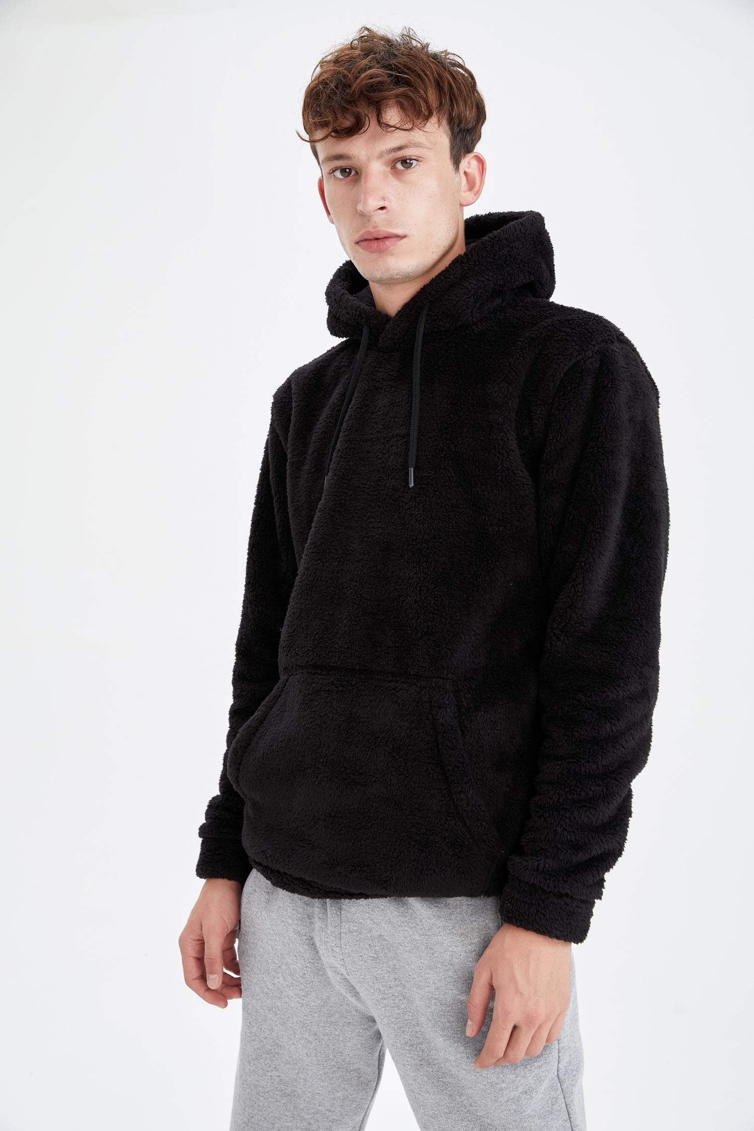 Regular Fit Kapüşonlu Kanguru Cepli Isı Yalıtımlı Warmtech Uzun Kollu Sweatshirt