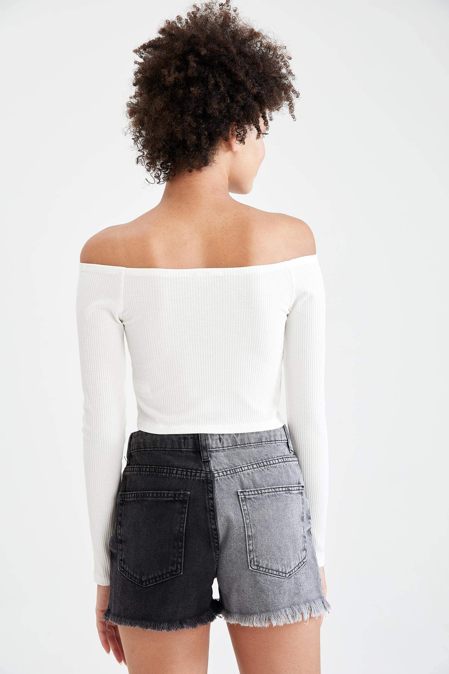 Coool Gotik Slogan Baskılı Carmen Yaka Slim Fit Crop Tişört