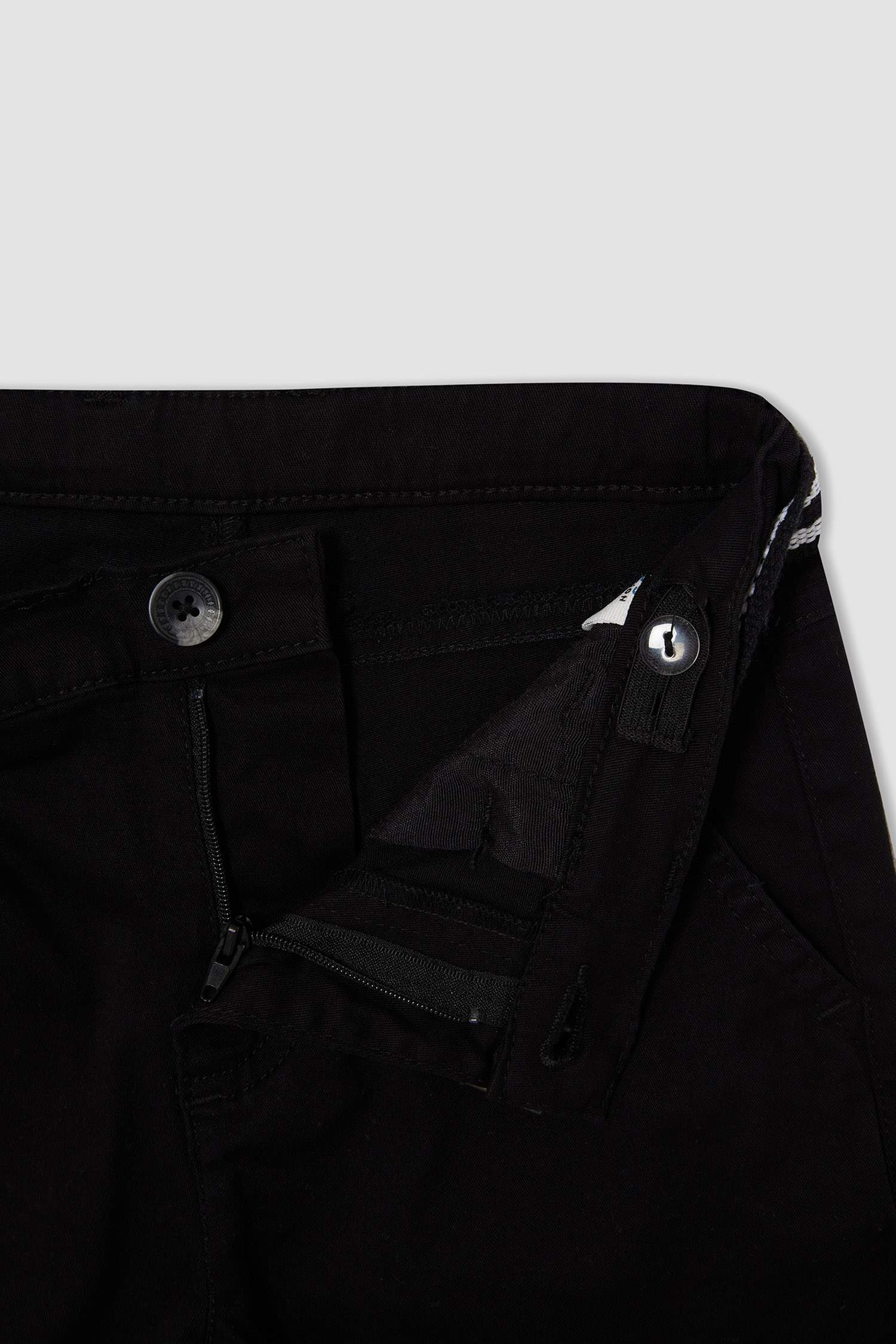 Erkek Çocuk Regular Fit Kemerli Pantolon