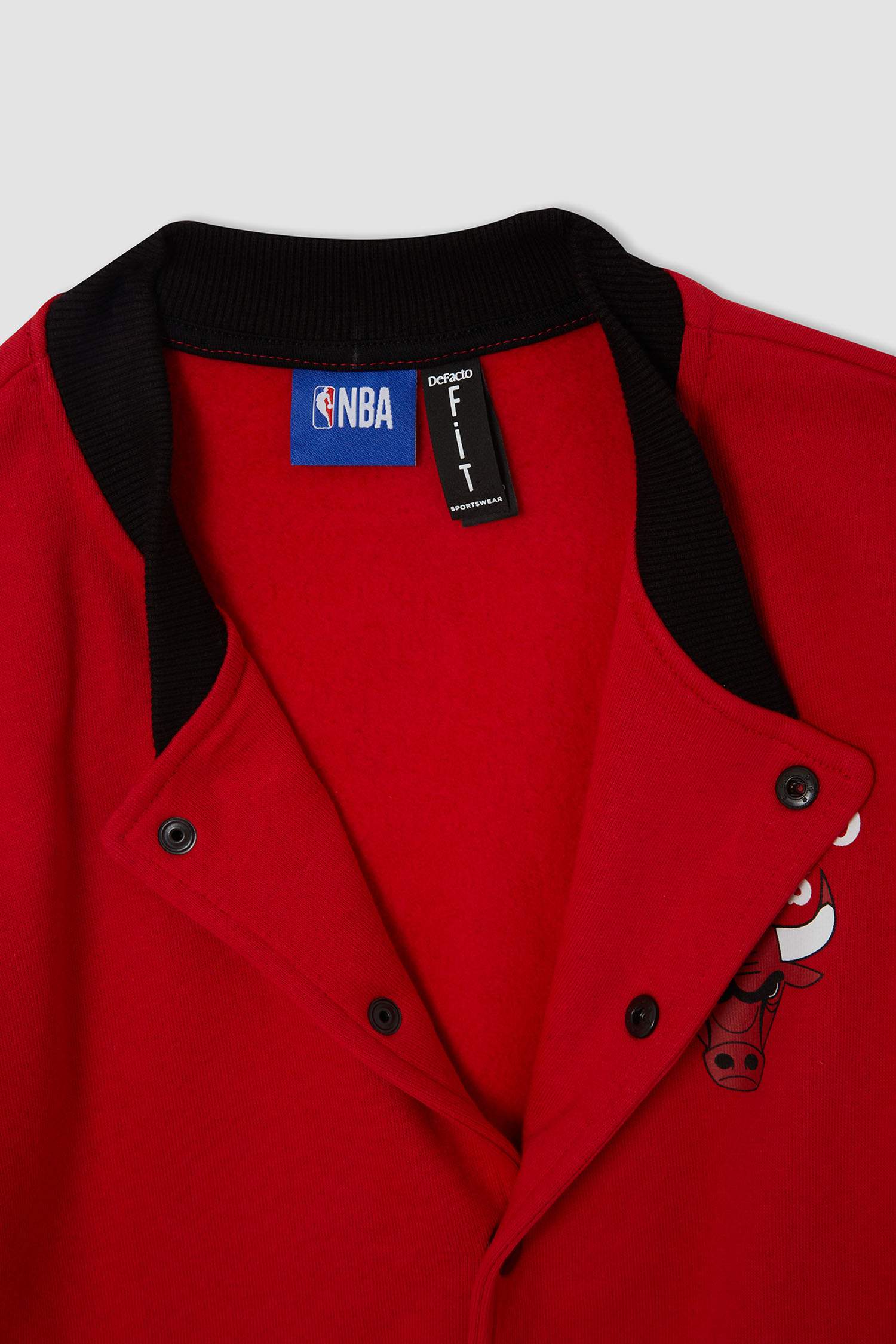 Erkek Çocuk NBA Lisanslı Chicago Bulls Baskılı Kolej Yaka İçi Yumuşak Tüylü Hırka