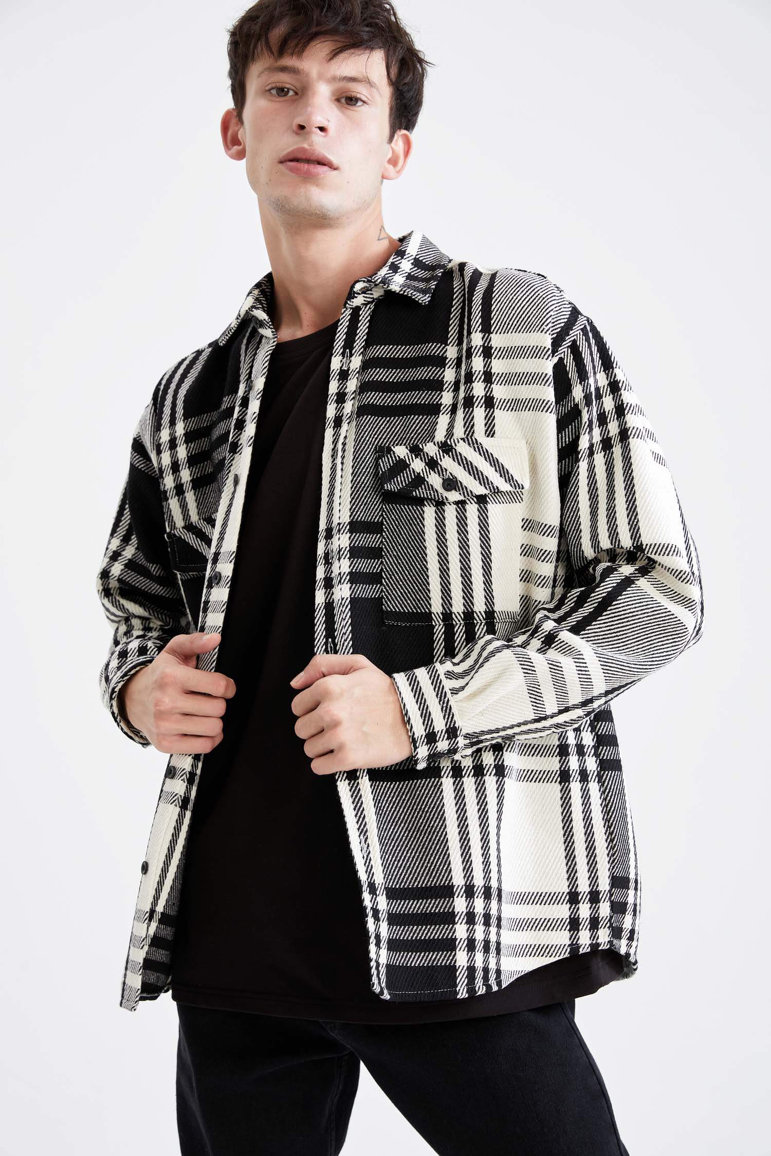 Oversize Fit Ekose Desenli Uzun Kollu Oduncu Gömlek