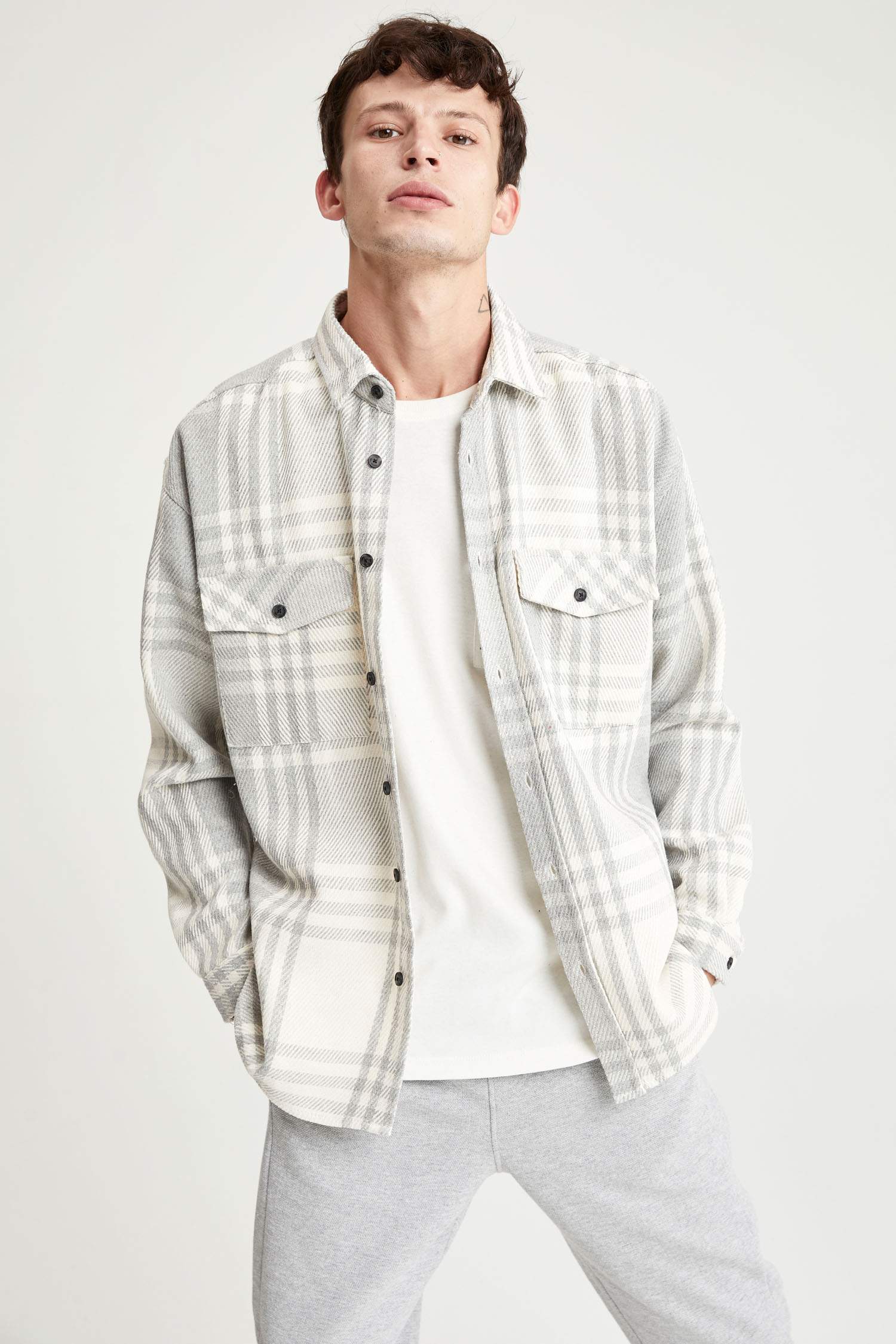 Oversize Fit Ekose Desenli Uzun Kollu Oduncu Gömlek