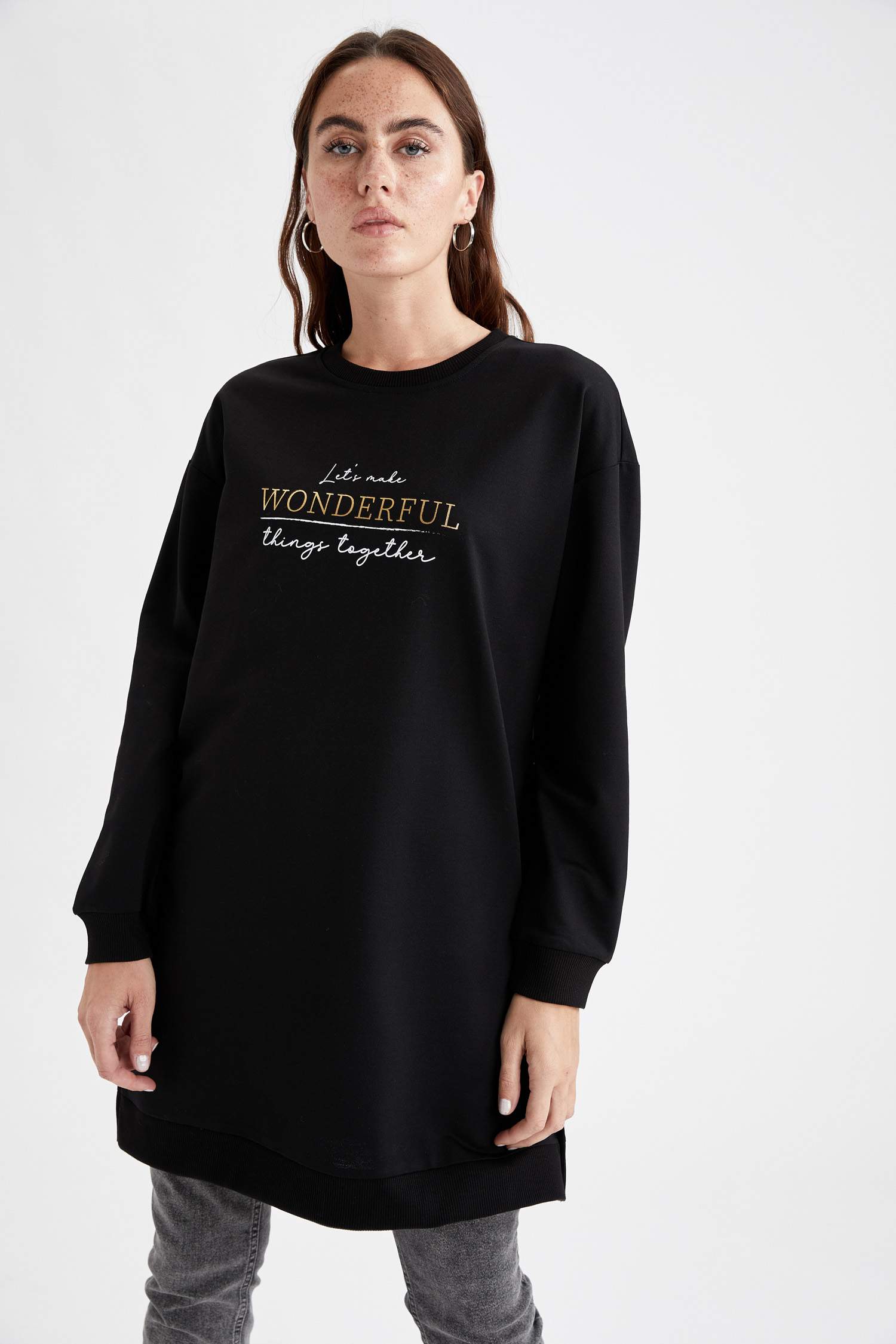 Slogan Baskılı Yırtmaç Detaylı Relax Fit İçi Yumuşak Tüylü Sweat Tunik