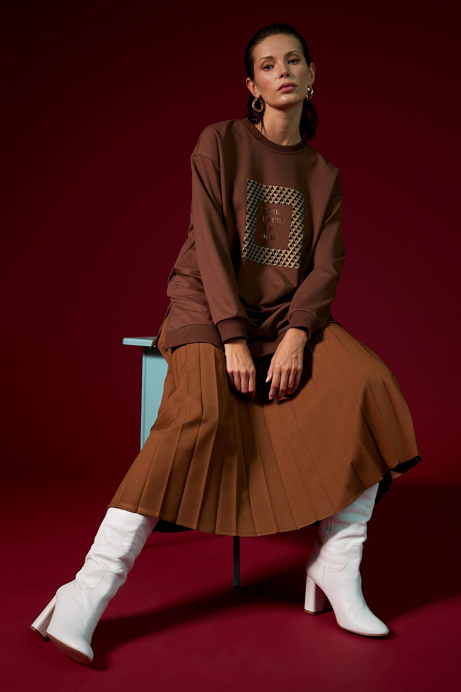 Slogan Baskılı Yırtmaç Detaylı Relax Fit İçi Yumuşak Tüylü Sweat Tunik