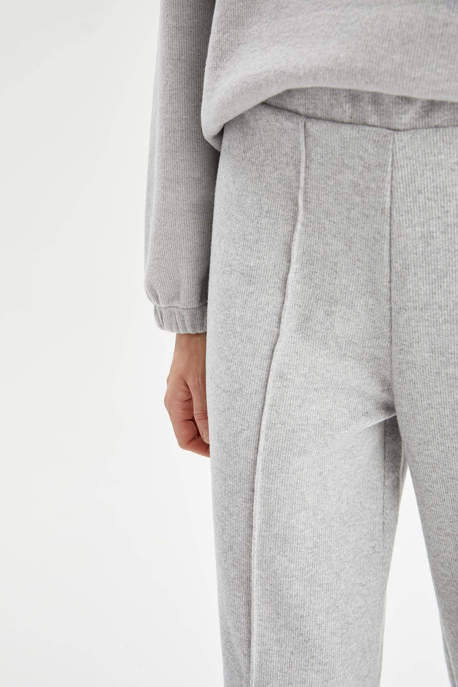 Beli Bağcıklı Cepli Relax Fit Eşofman Altı