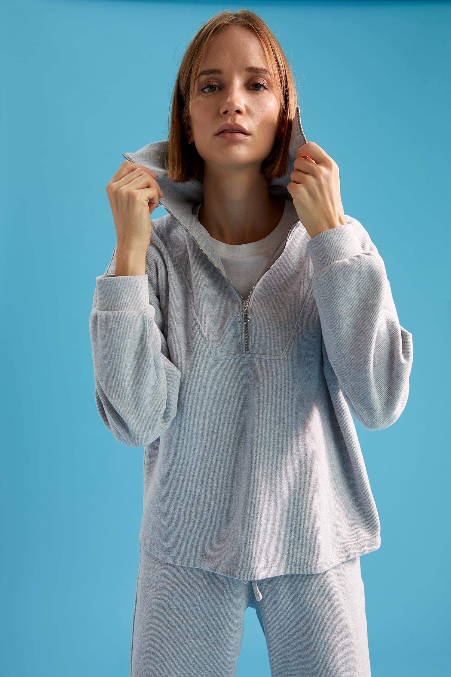 Regular Fit Balıkçı Yaka Fermuarlı Uzun Kollu Sweatshirt