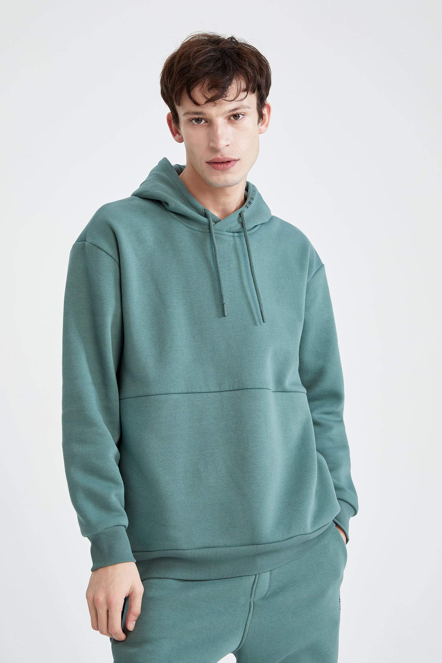 Oversize Fit Kapüşonlu İçi Yumuşak Tüylü Uzun Kollu Sweatshirt