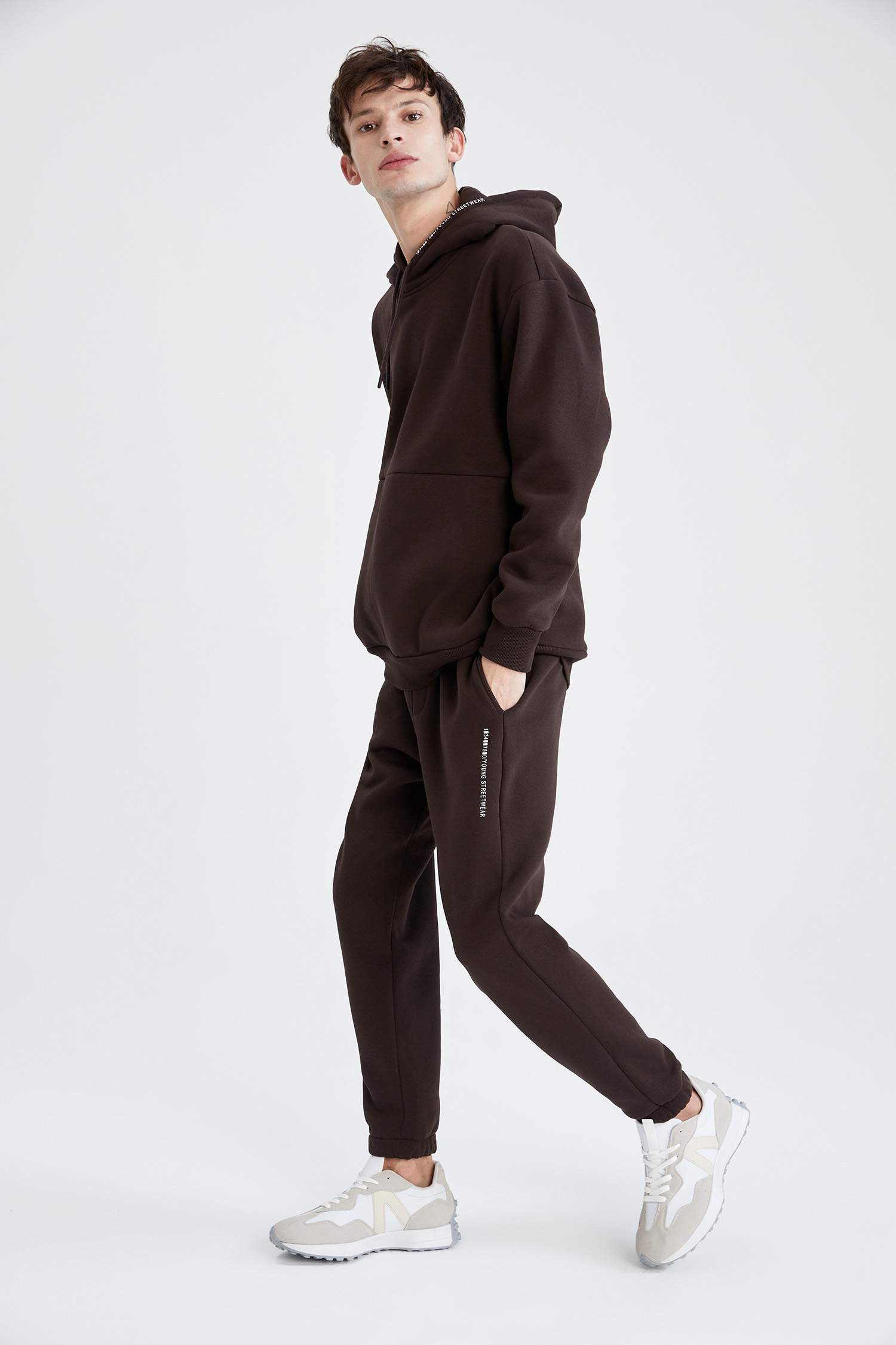 Regular Fit Cep Detaylı İçi Yumuşak Tüylü Jogger Eşofman Altı