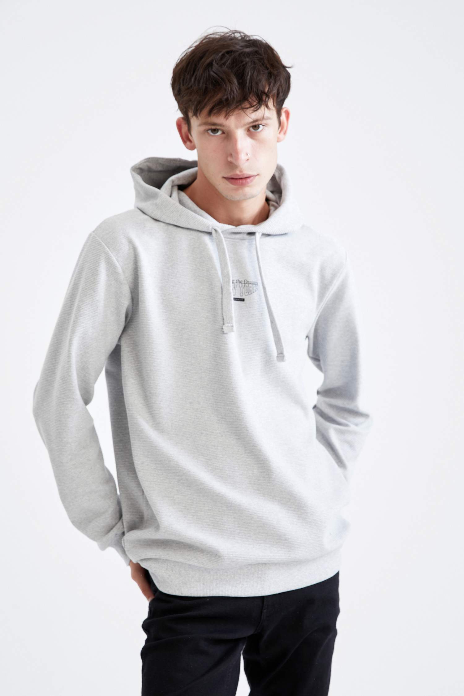 Regular Fit Slogan Desenli Uzun Kollu Sweatshirt