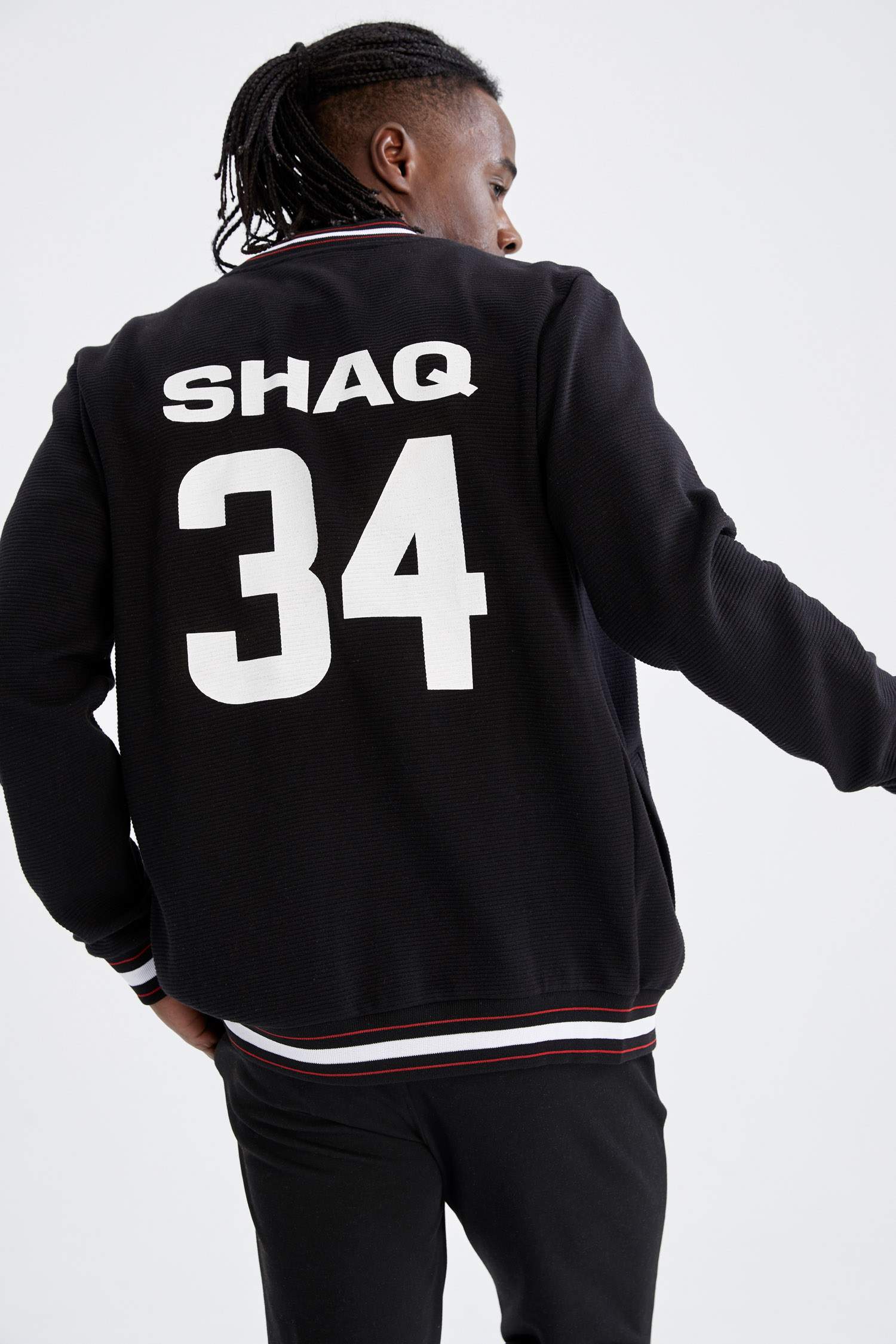 Defacto Fit Shaquille O'Neal Lisanslı Standart Fit Kolej Yaka Bomber Sırt Baskılı Hırka