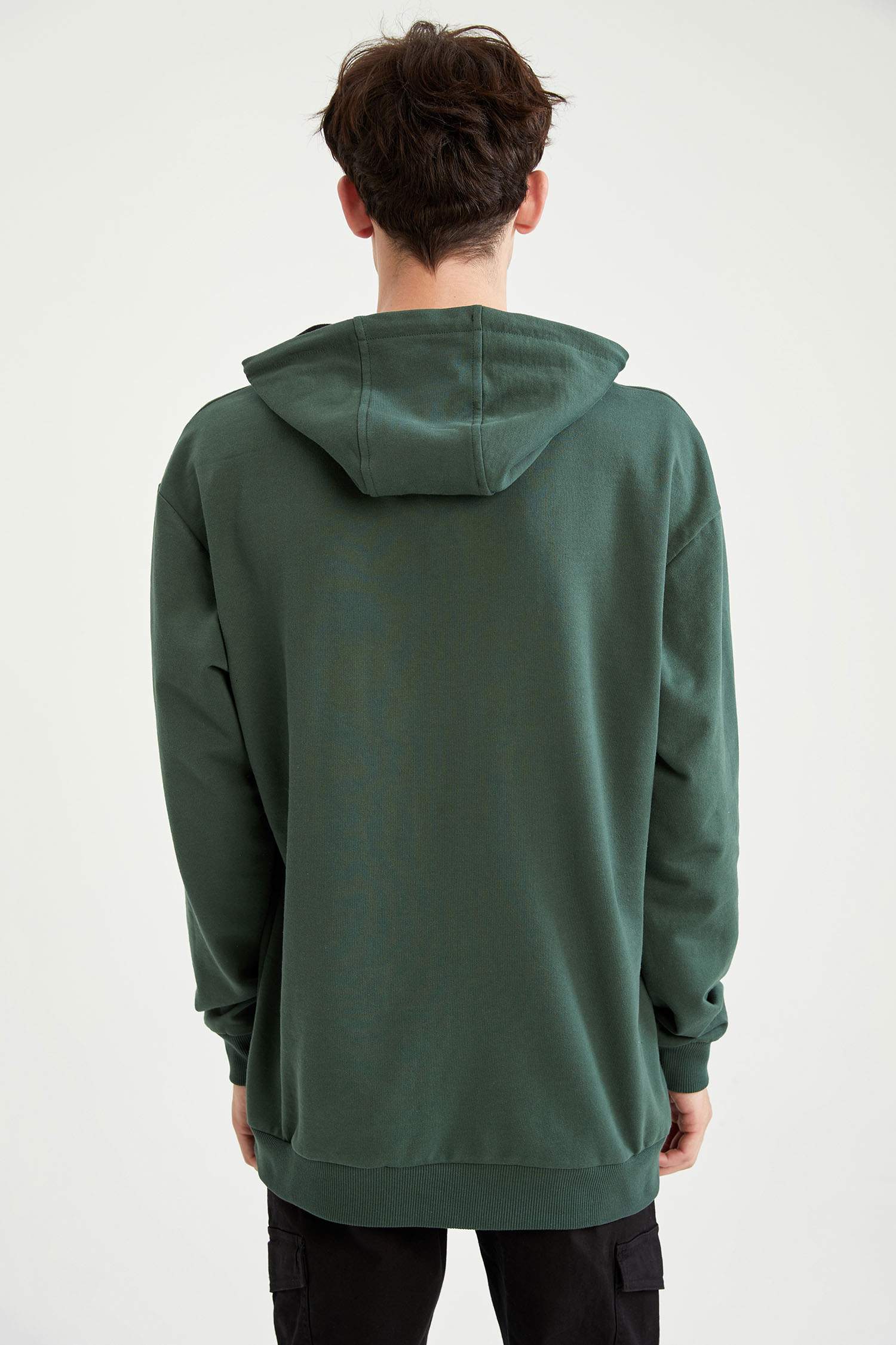 Oversize Fit Kapüşonlu Kanguru Cepli Uzun Kollu Sweatshirt