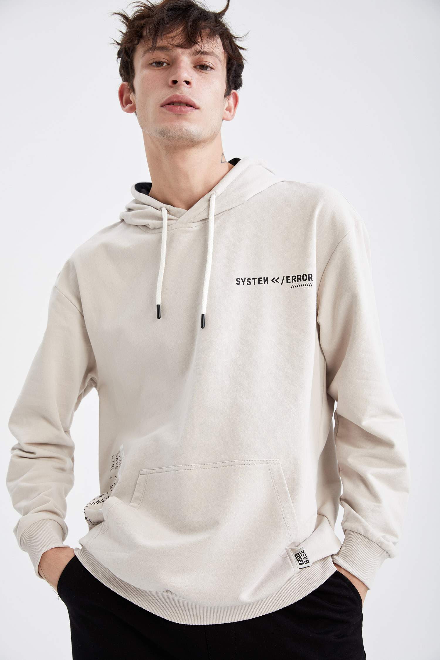 Oversize Fit Kapüşonlu Kanguru Cepli Uzun Kollu Sweatshirt