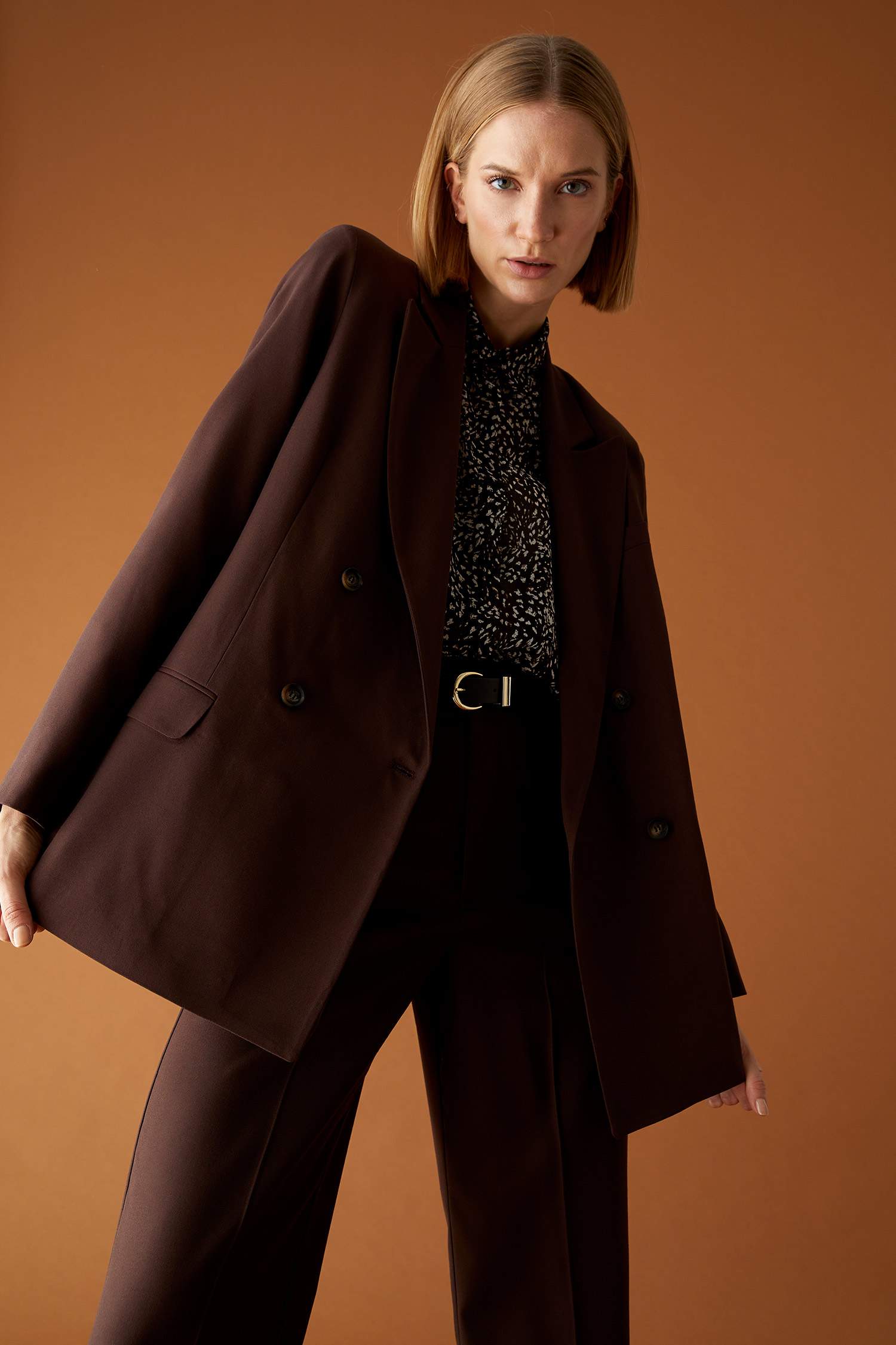 Basic Kapaklı Cepli Oversize Fit Uzun Kollu Blazer Ceket