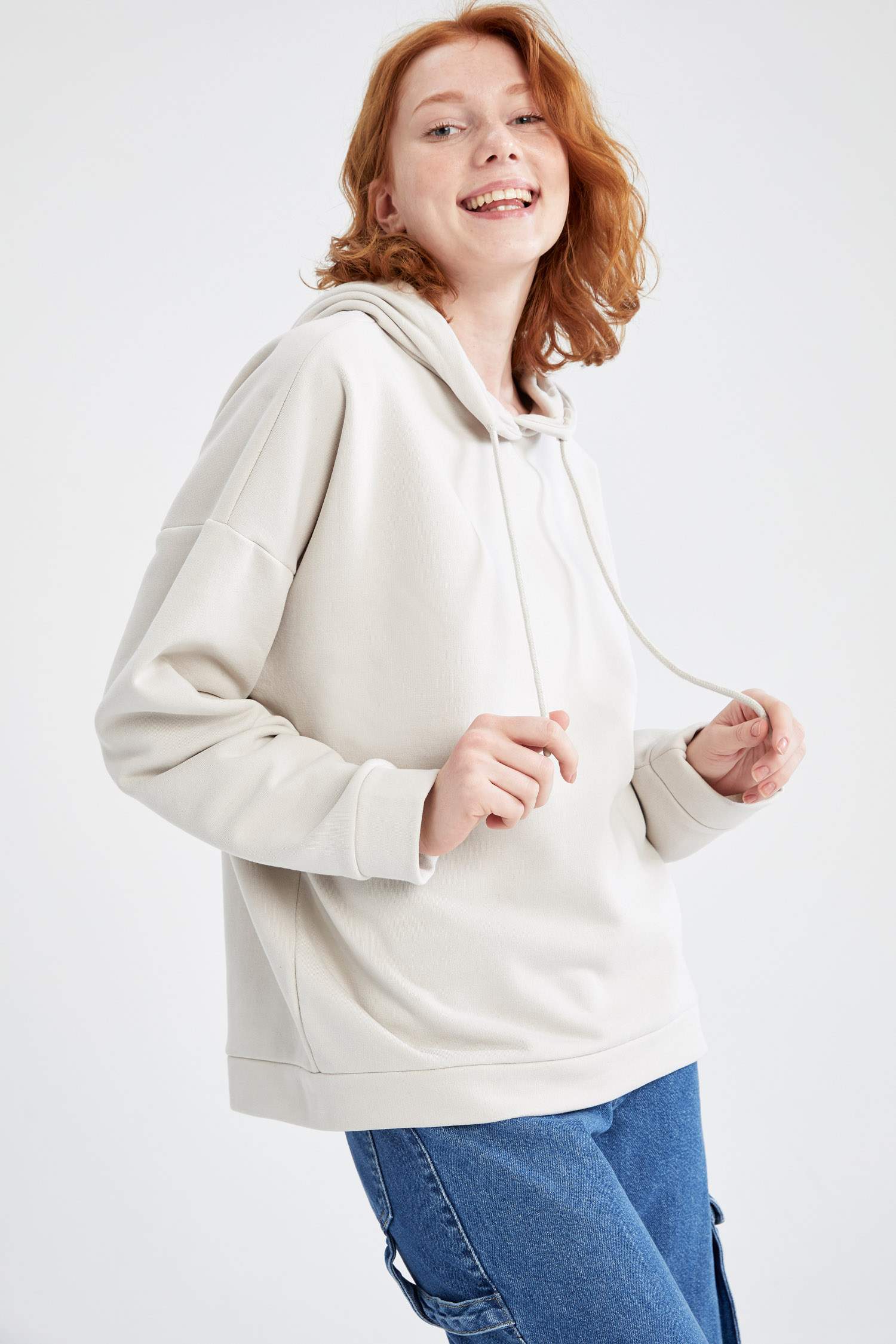 Basic Kapüşonlu İçi Polarlı Relax Fit Sweatshirt