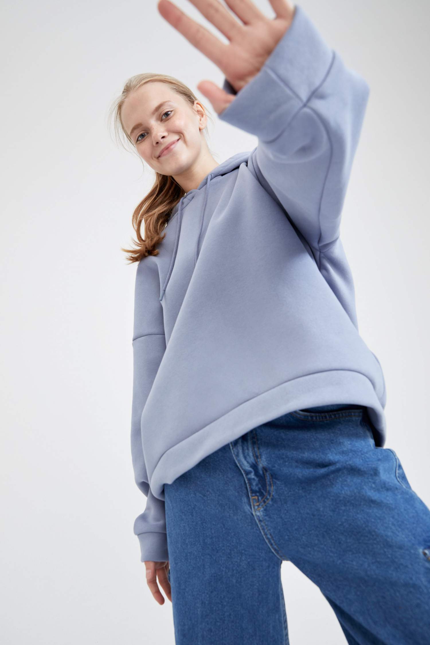 Basic Kapüşonlu İçi Polarlı Relax Fit Sweatshirt