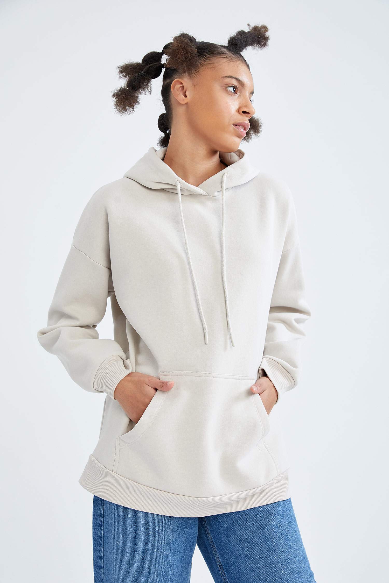 İçi Yumuşak Tüylü Kapüşonlu Kanguru Cepli Relax Fit Sweatshirt