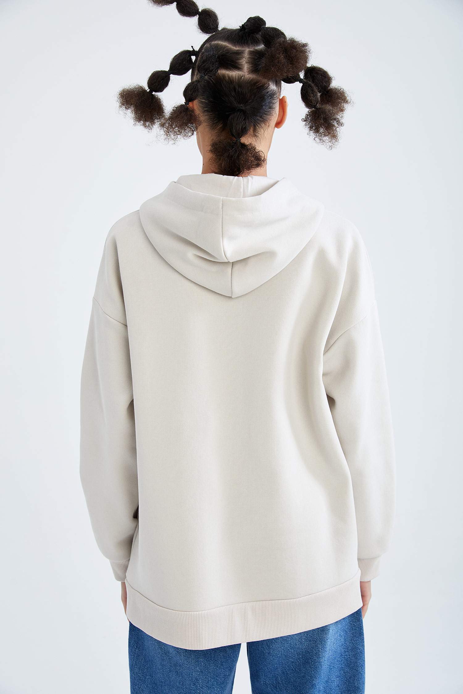 İçi Yumuşak Tüylü Kapüşonlu Kanguru Cepli Relax Fit Sweatshirt