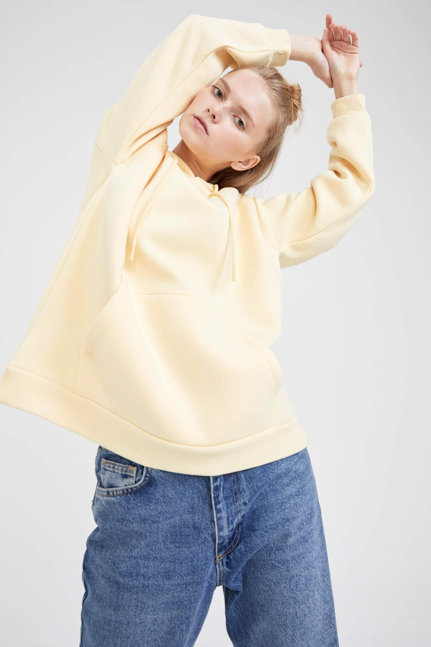 Regular Fit Cepli Uzun Kollu Sweatshirt