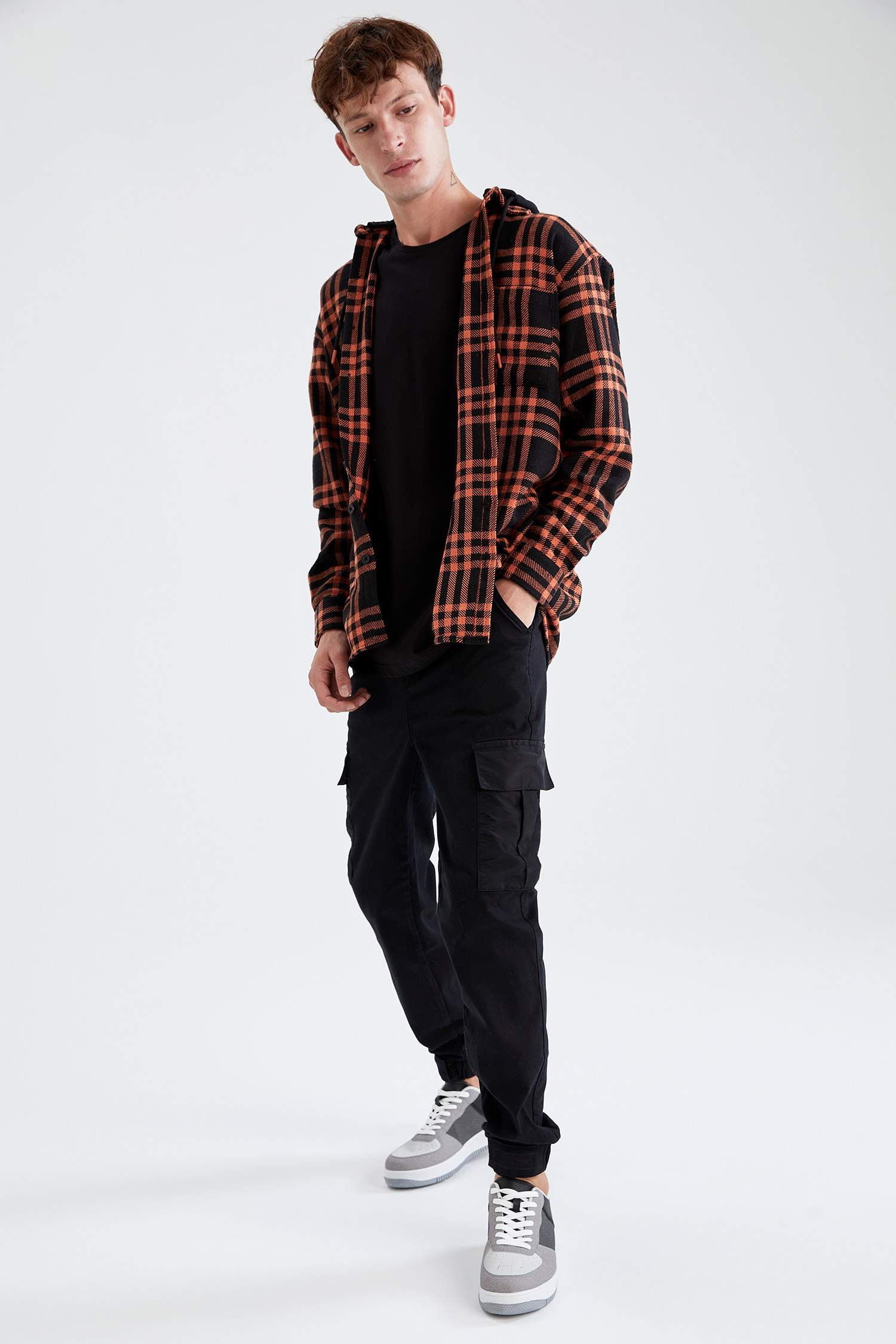 Oversize Fit Kapüşonlu Ekose Desenli Uzun Kollu Oduncu Gömlek