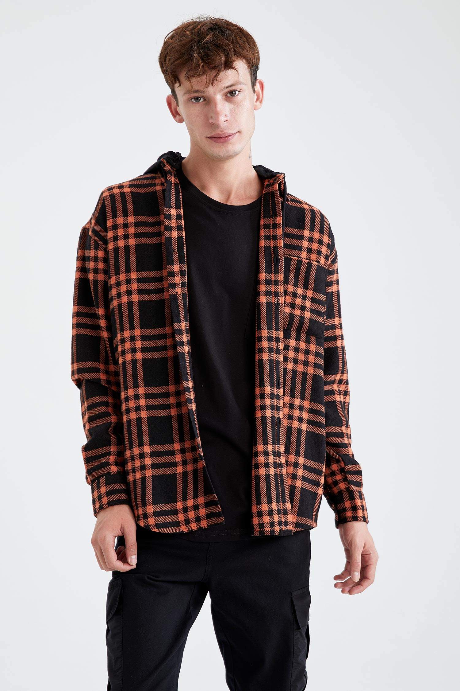 Oversize Fit Kapüşonlu Ekose Desenli Uzun Kollu Oduncu Gömlek
