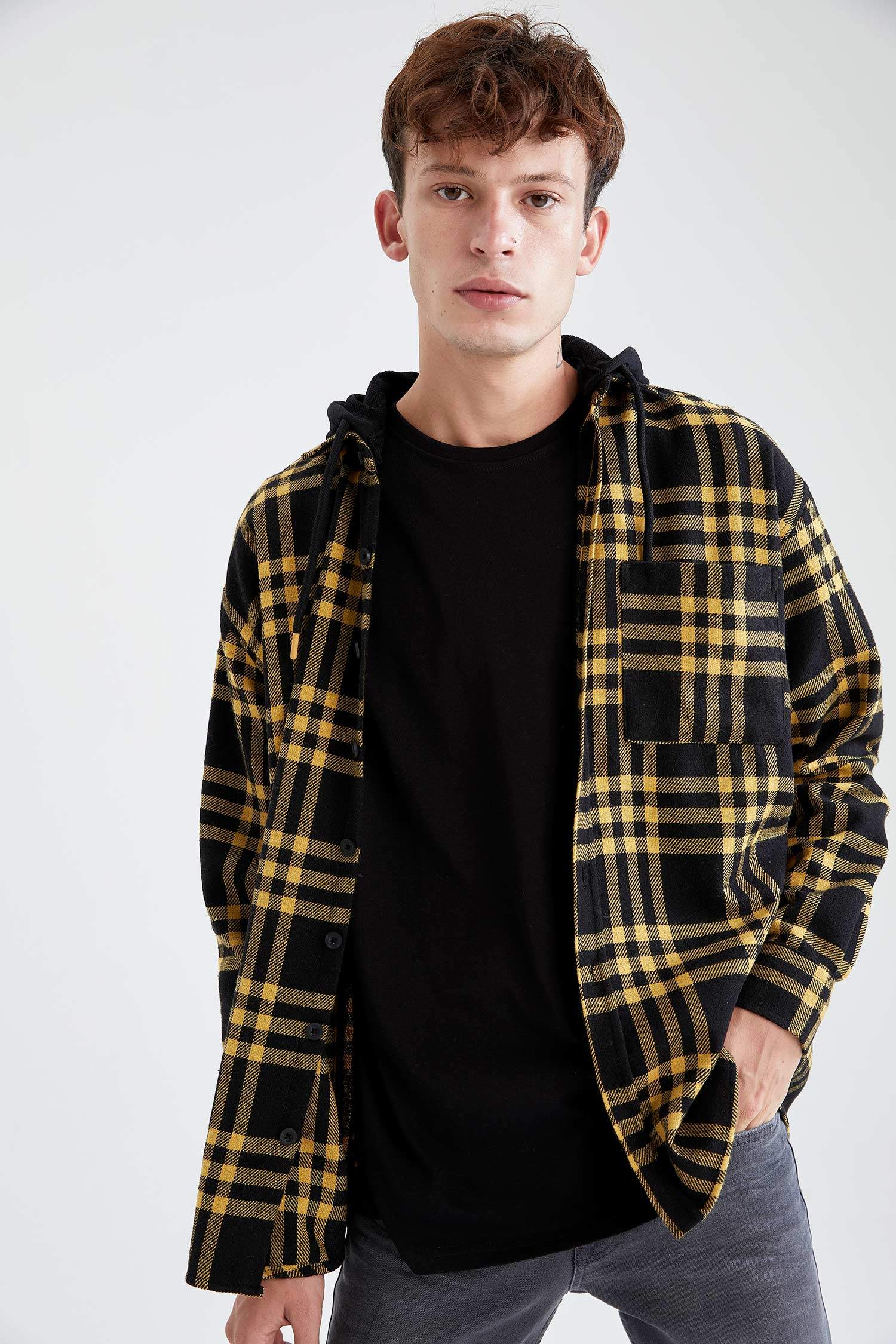 Oversize Fit Kapüşonlu Ekose Desenli Uzun Kollu Oduncu Gömlek