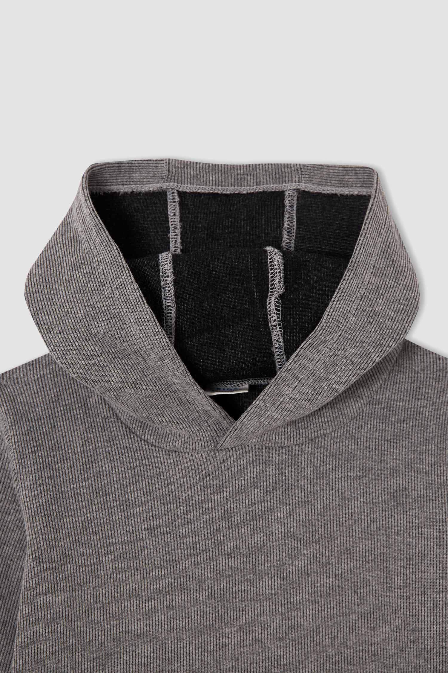 Erkek Çocuk Regular Fit Kapüşonlu Kanguru Cepli Sweatshirt