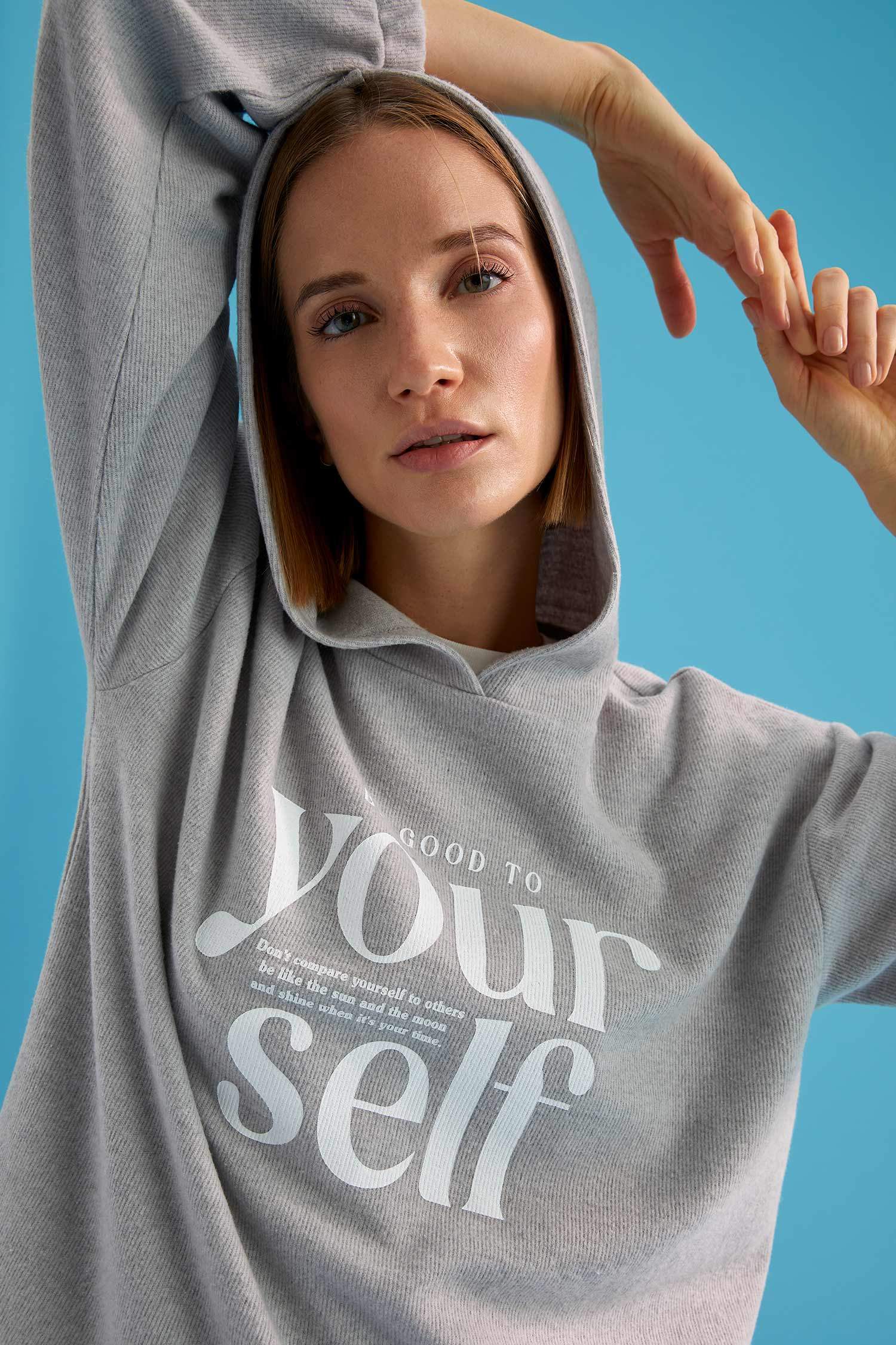 Slogan Baskılı Kapüşonlu Relax Fit Sweatshirt