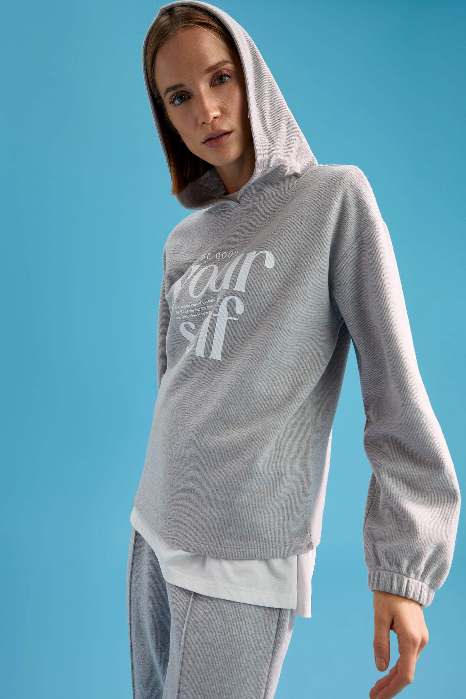 Slogan Baskılı Kapüşonlu Relax Fit Sweatshirt