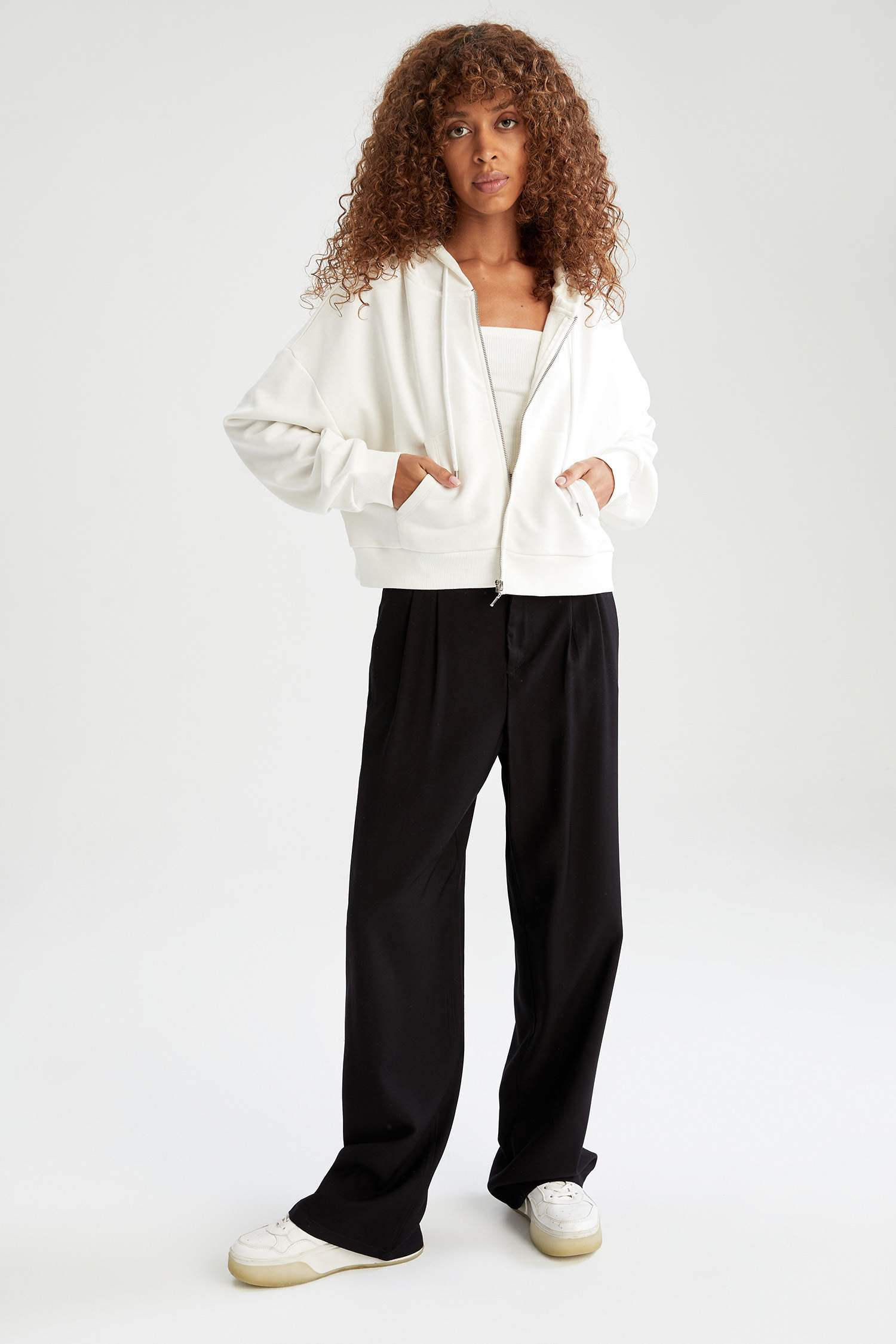 Regular Fit Kapüşonlu Fermuarlı Sweat Hırka