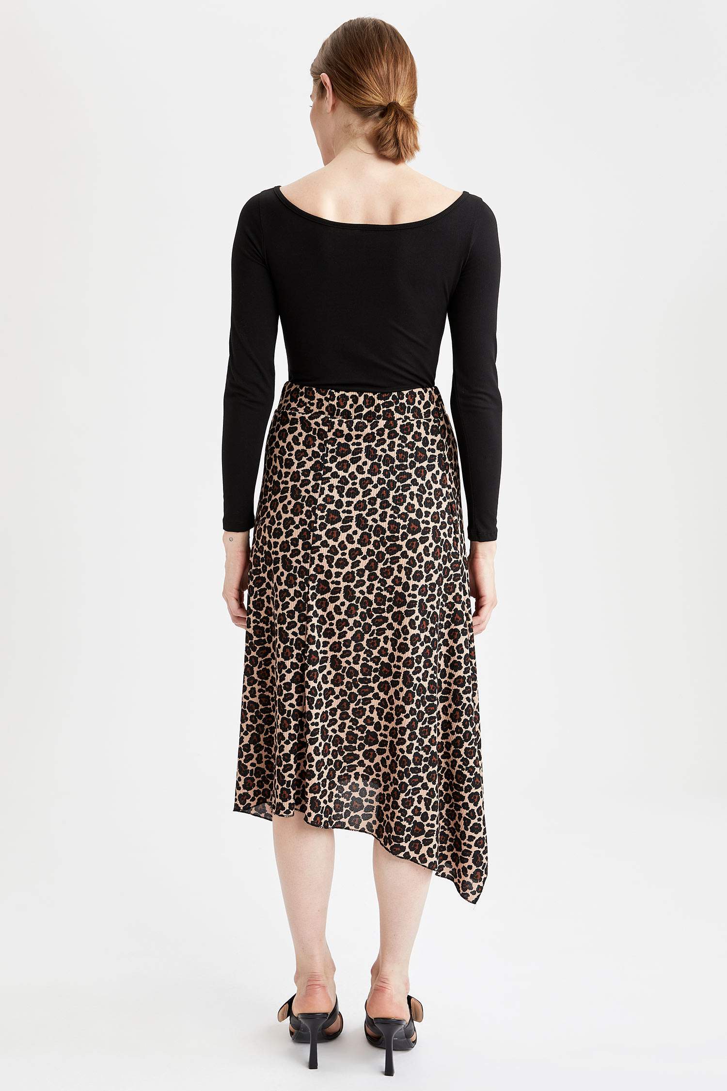 Leopar Desenli Asimetrik Midi Etek