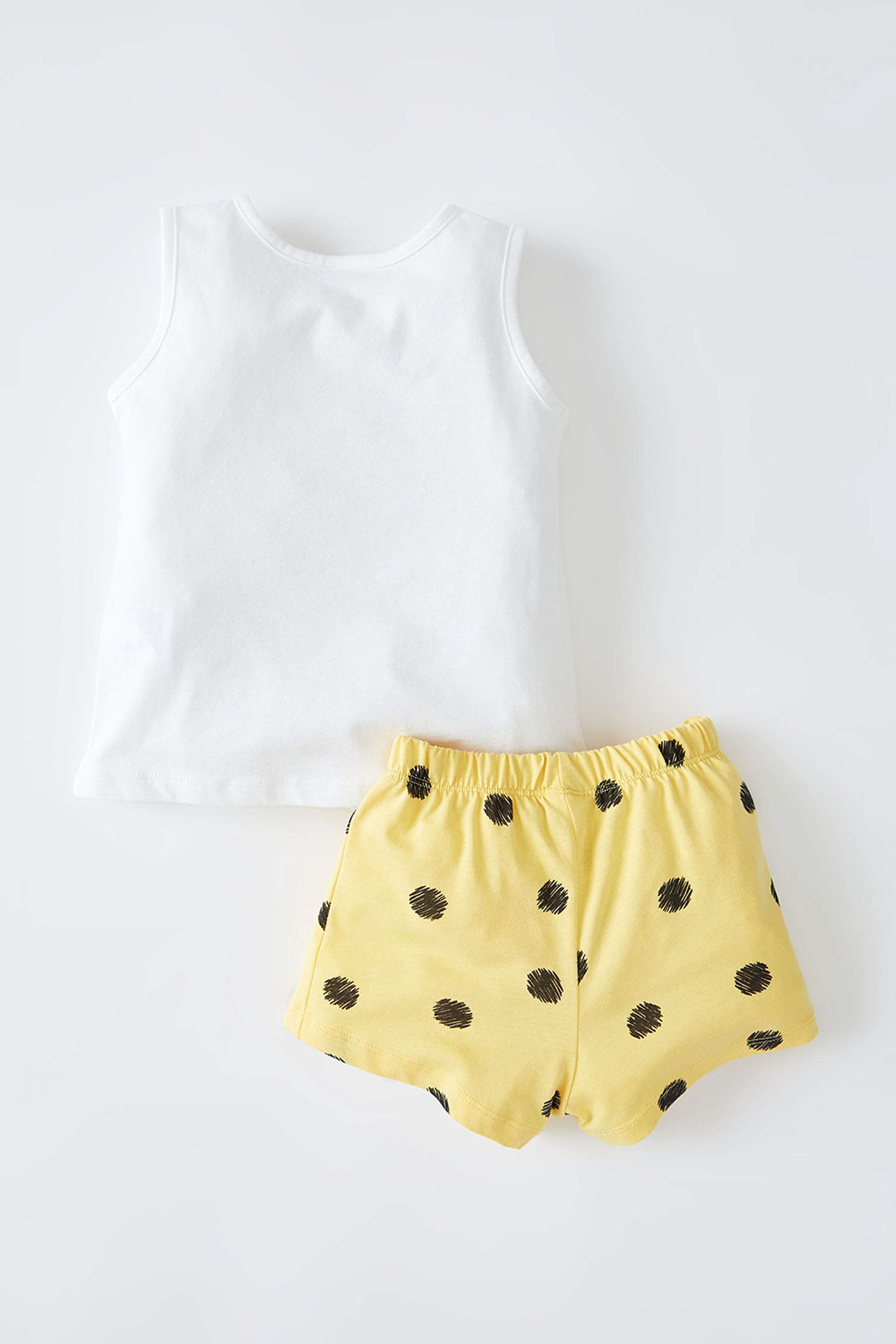 Kız Bebek Arı Baskılı Kolsuz Pamuklu Pijama Takımı