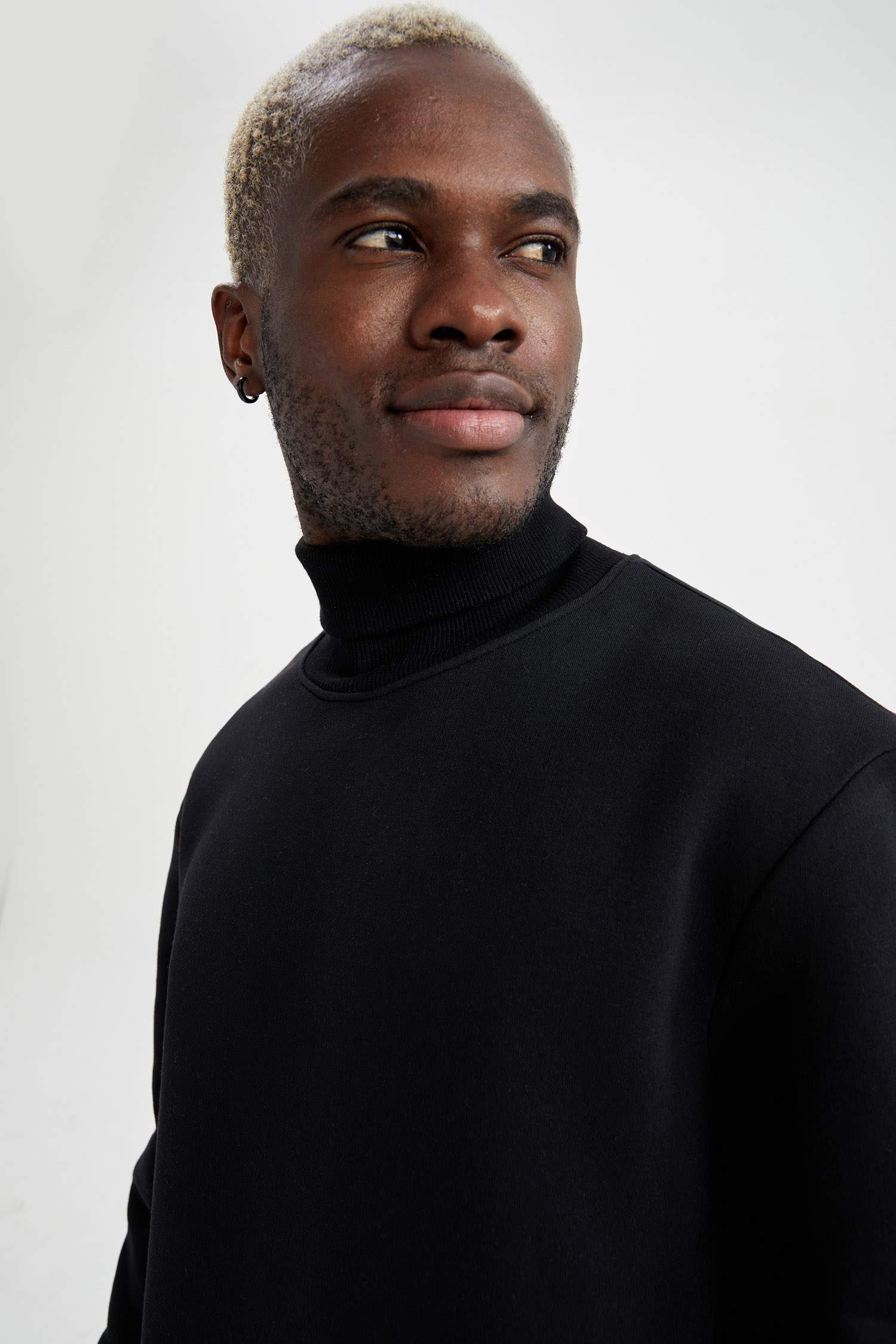 Regular Fit Balıkçı Yaka Sweatshirt