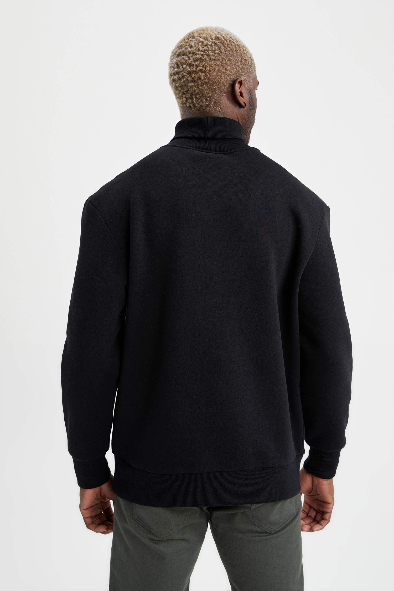 Regular Fit Balıkçı Yaka Sweatshirt