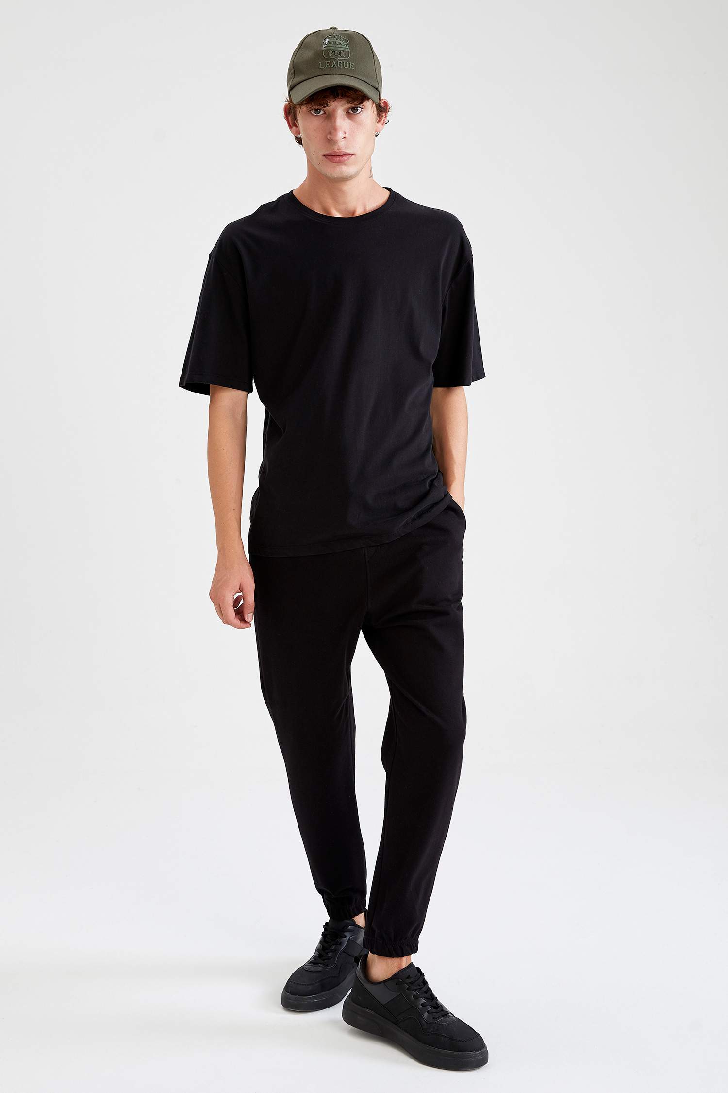 Regular Fit Organik Pamuklu Jogger Eşofman Altı