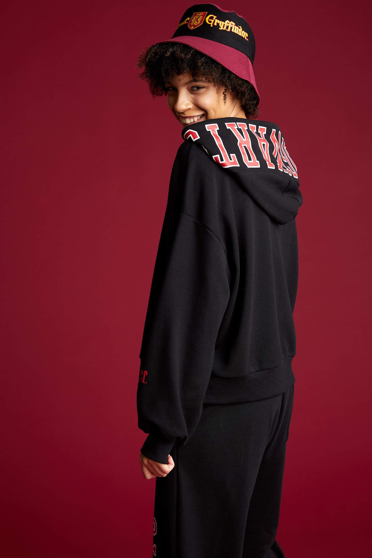 Harry Potter Lisanslı Regular Fit Kapüşonlu Fermuarlı Uzun Kollu Sweatshirt