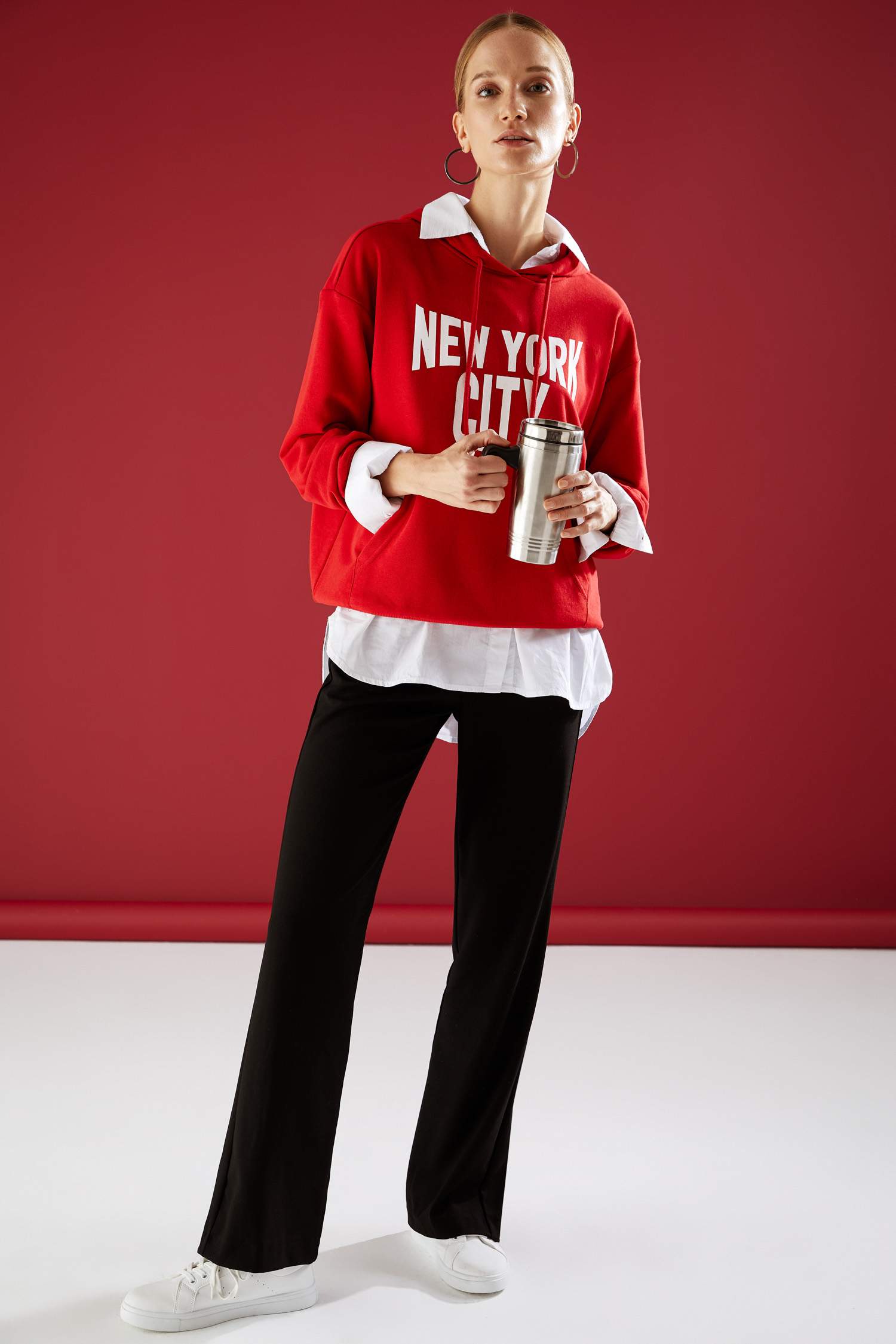 Slogan Baskılı Kapüşonlu Relax Fit İçi Yumuşak Tüylü Sweatshirt