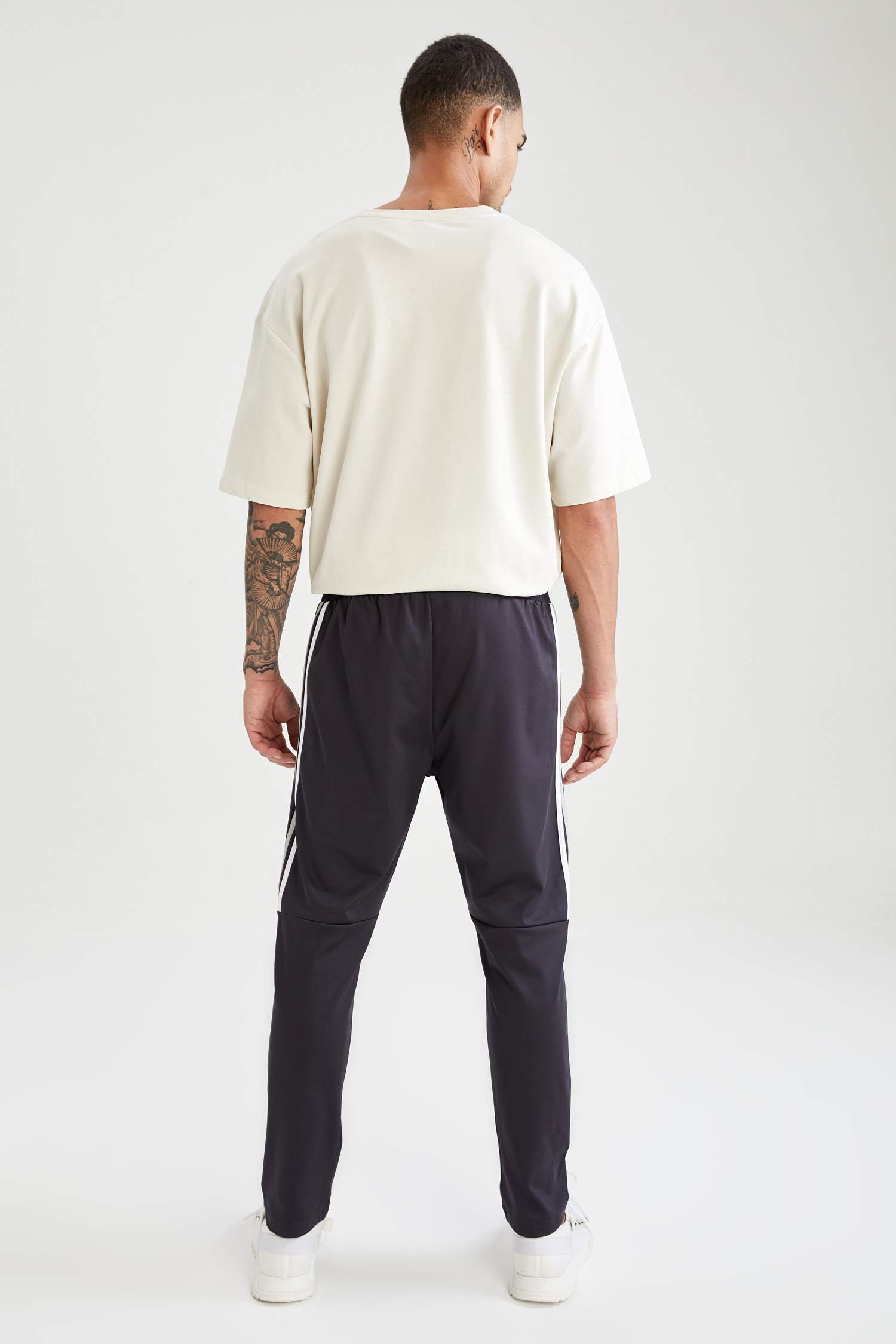 Slim Fit Şerit Detaylı Spor Jogger Eşofman Altı