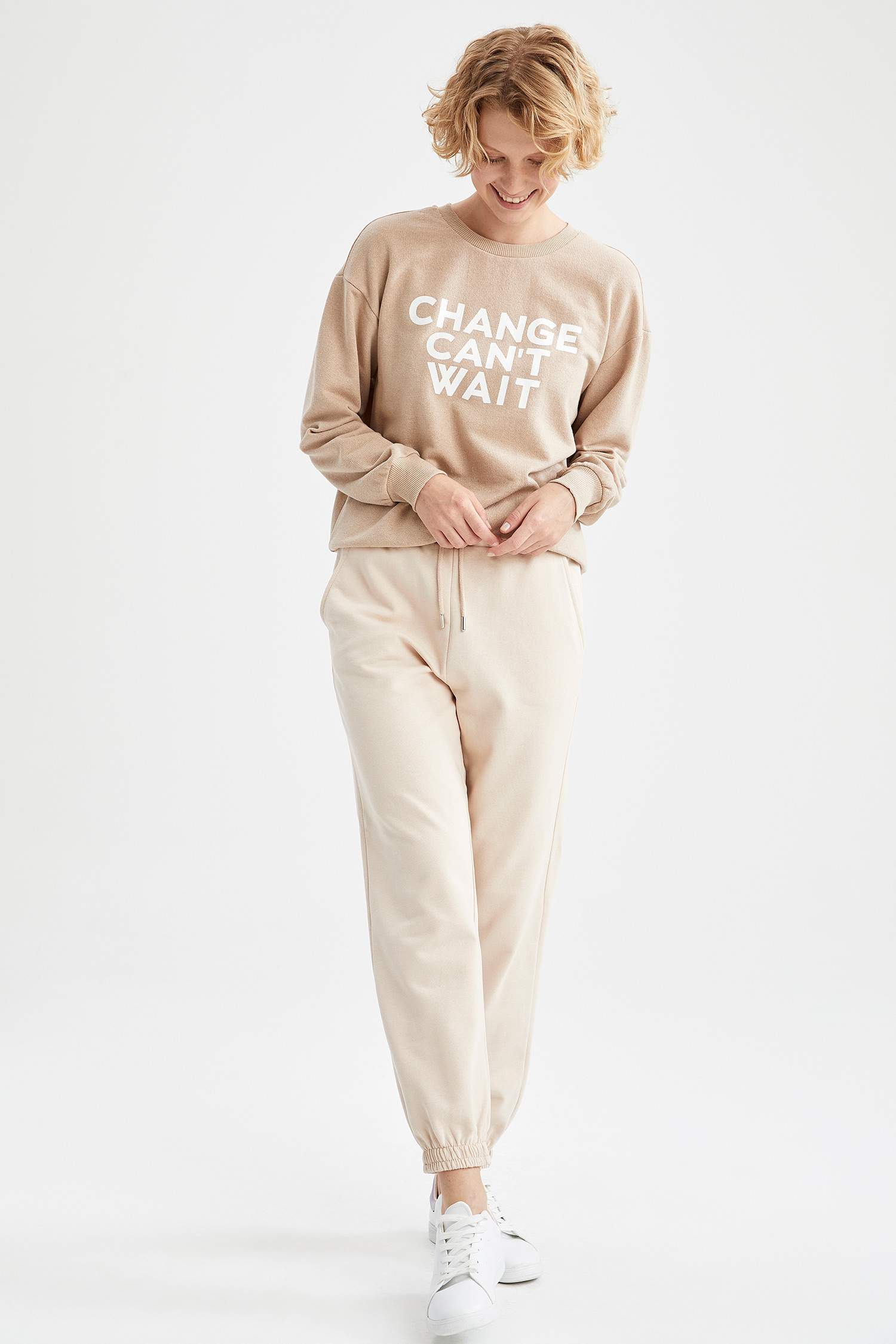 Slogan Baskılı Bisiklet Yaka Relax Fit Sweatshirt