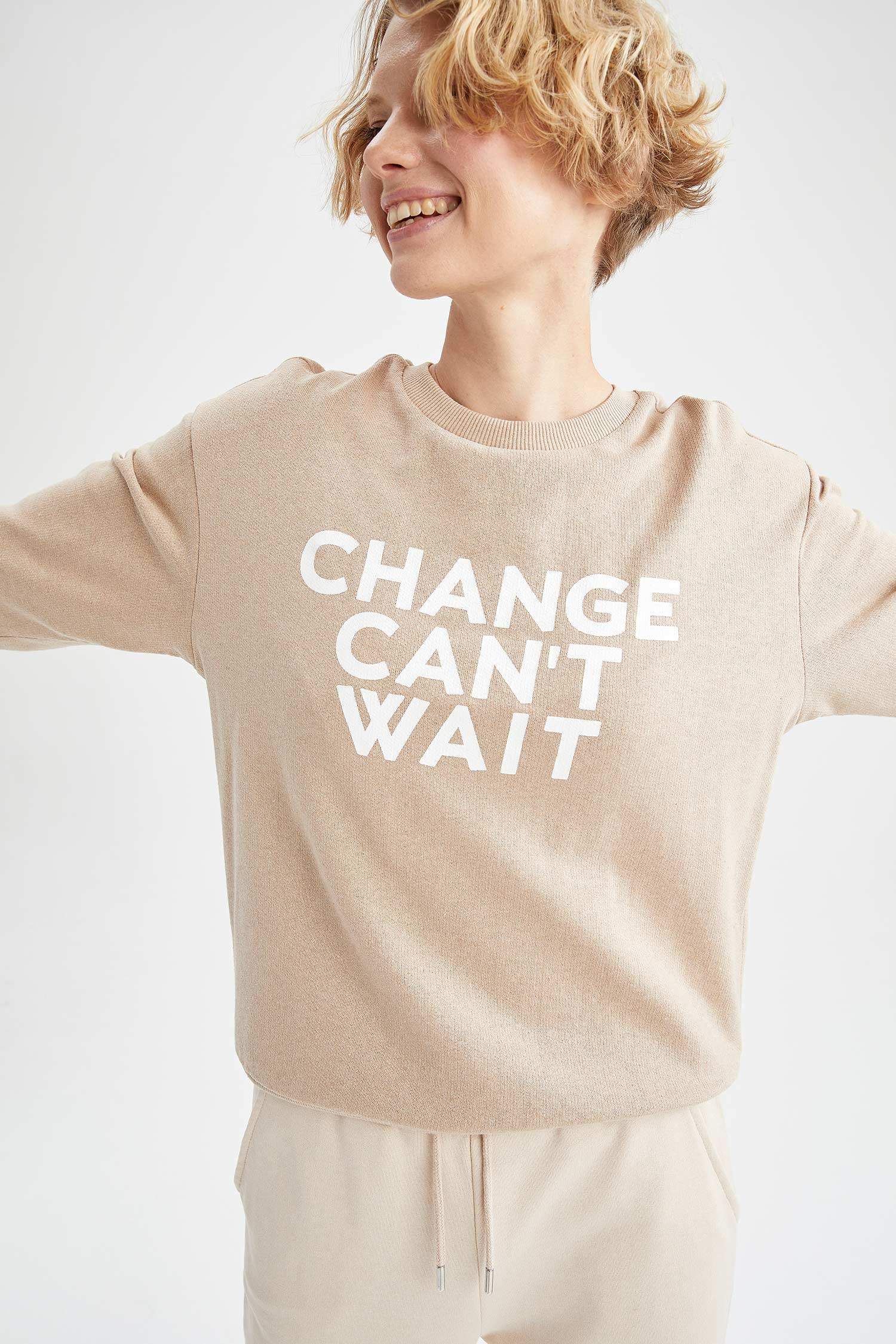 Slogan Baskılı Bisiklet Yaka Relax Fit Sweatshirt