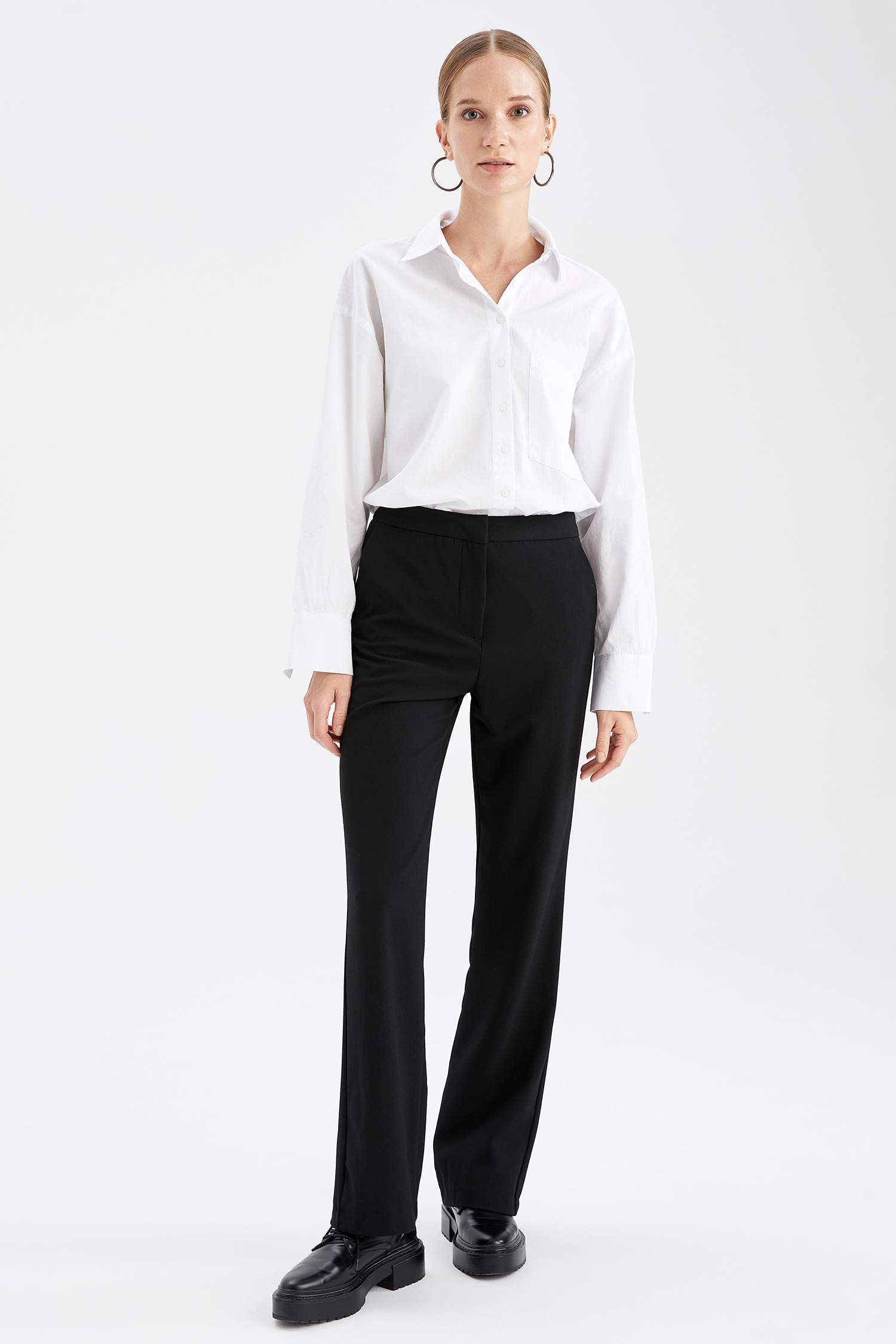 Yırtmaç Detaylı Straight Fit Geniş Paça Palazzo Pantolon