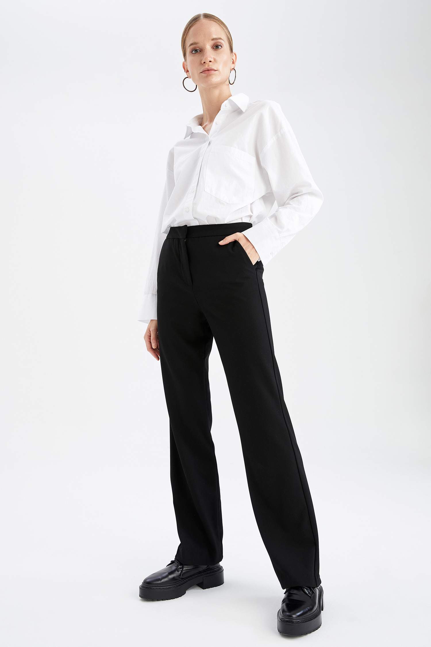 Yırtmaç Detaylı Straight Fit Geniş Paça Palazzo Pantolon