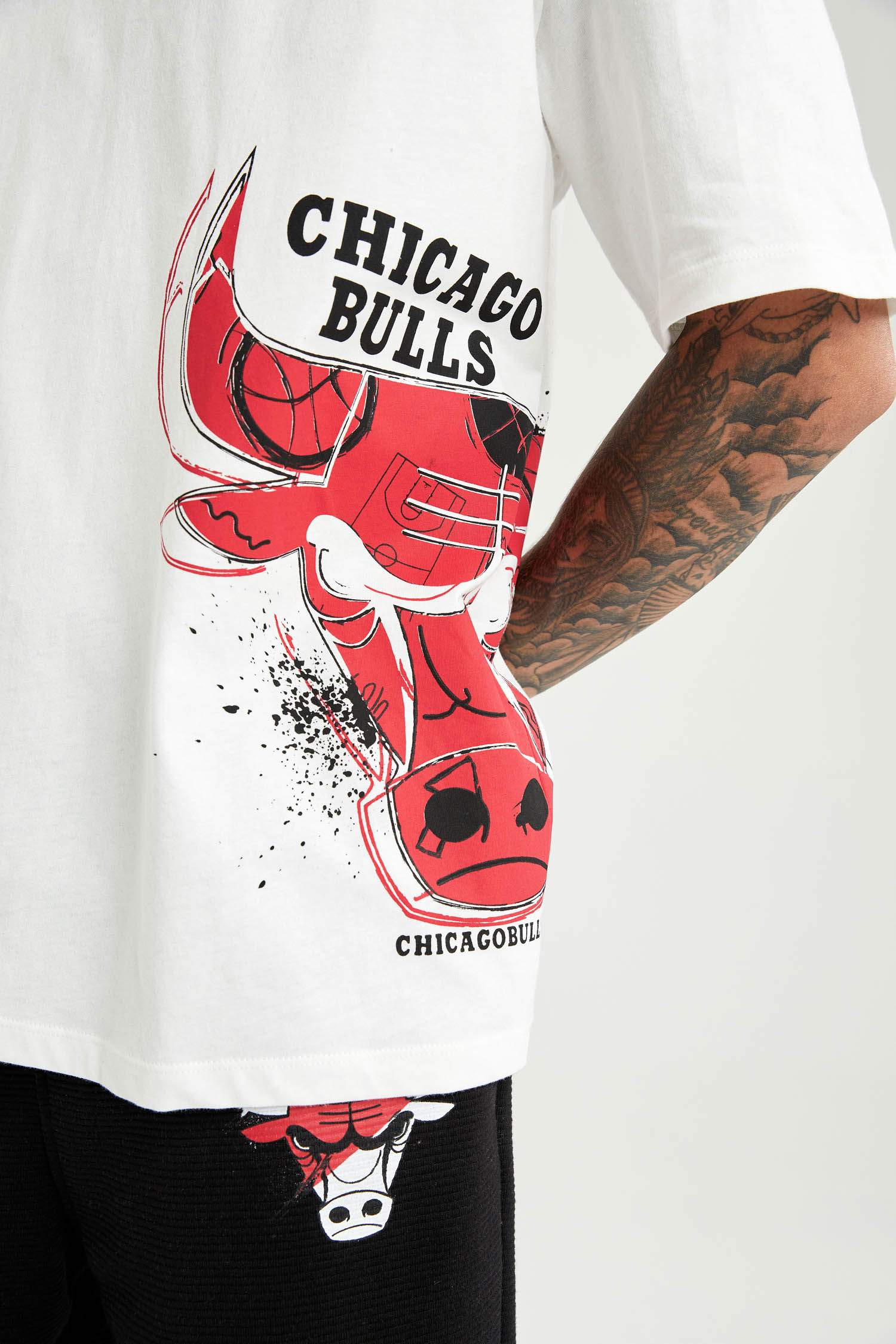 NBA Chicago Bulls Lisanslı Oversize Fit Kısa Kollu Tişört