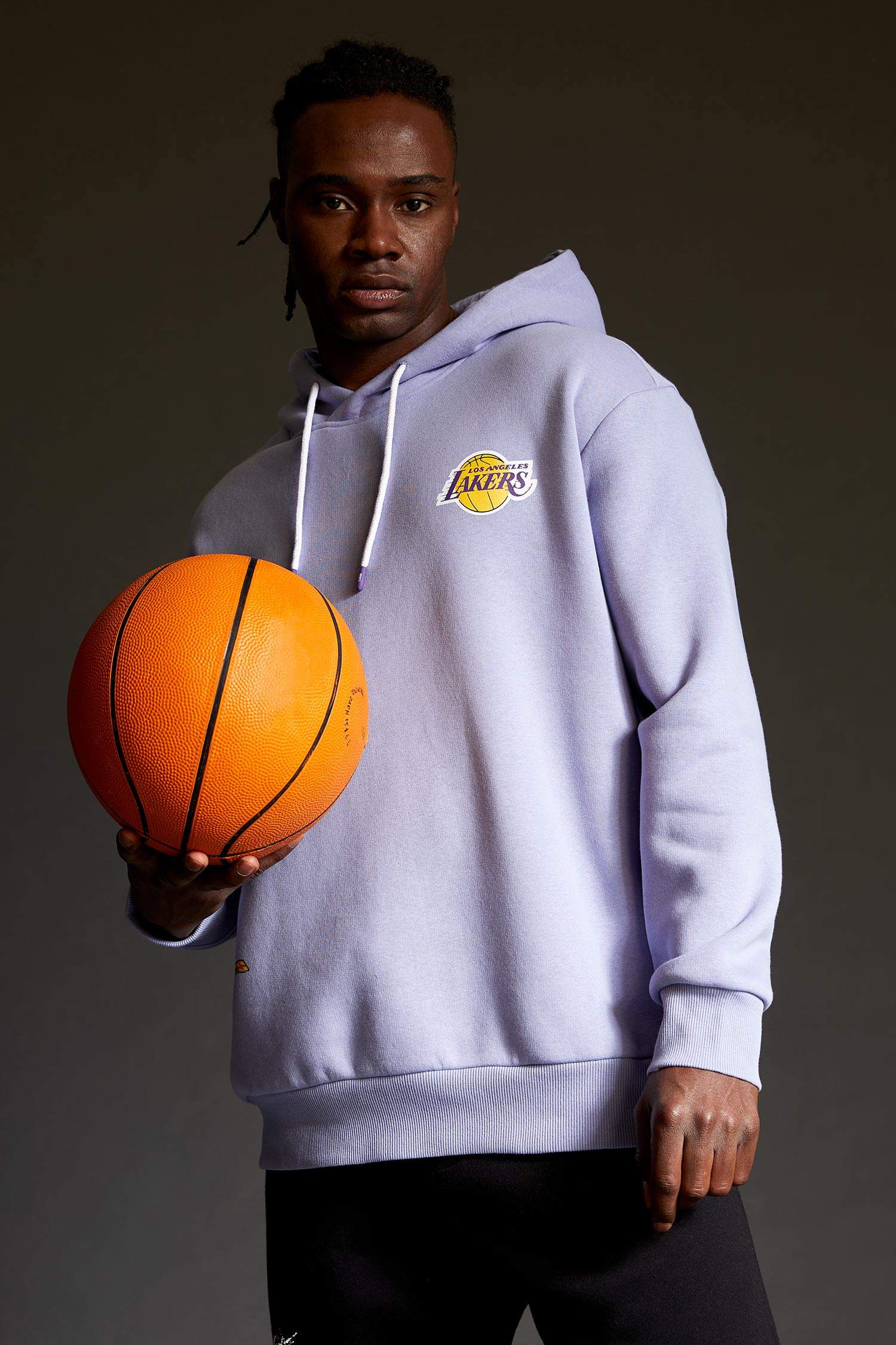 NBA Los Angeles Lakers Lisanslı Oversize Fit Kapüşonlu Sırt Baskılı Sweatshirt