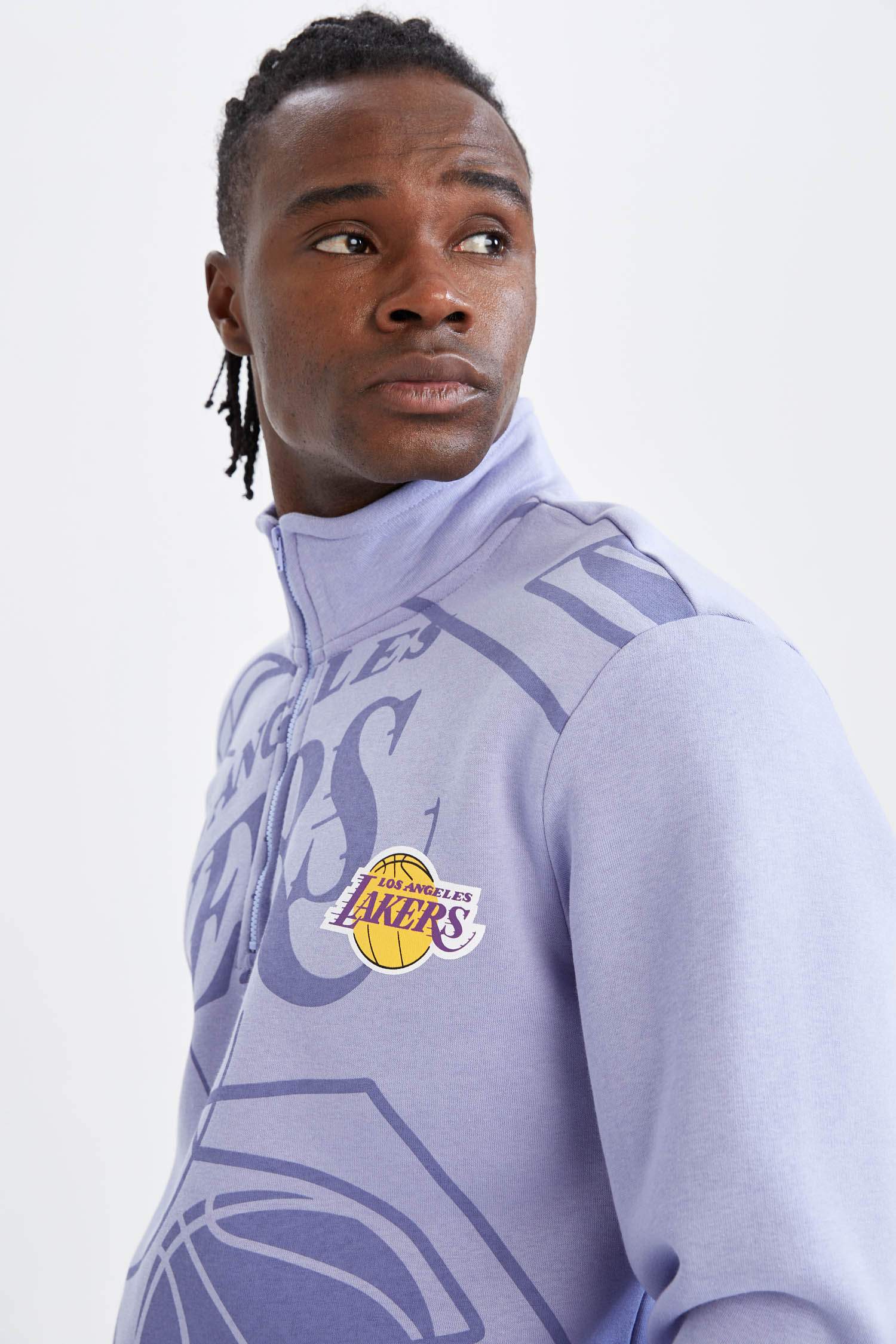Defacto Fit NBA Los Angeles Lakers Lisanslı Regular Fit İçi Yumuşak Tüylü Sweatshirt